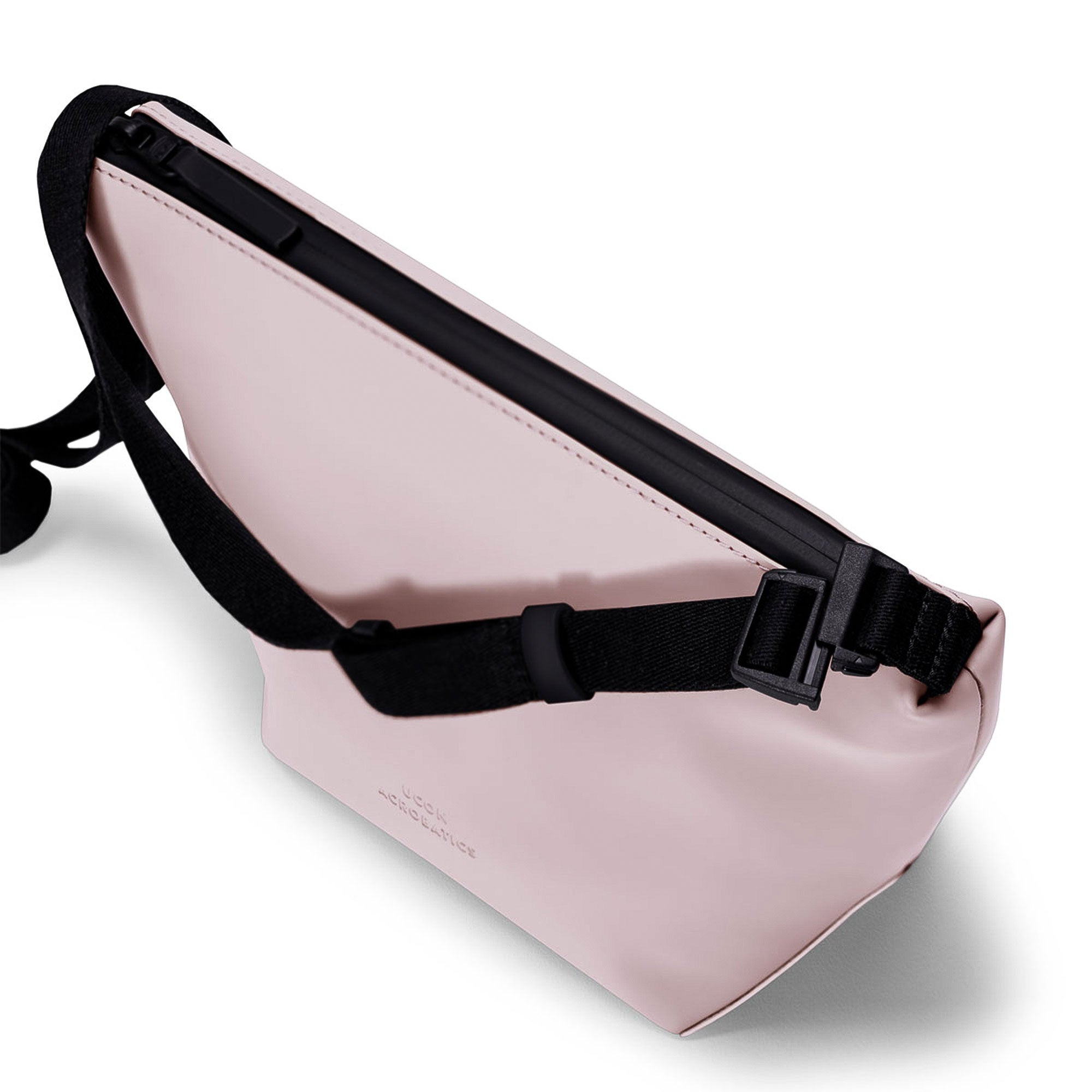 Ucon Acrobatics Nola Bag Light Rose Shoulder & Cross Body Bags Detailfoto | Overkill