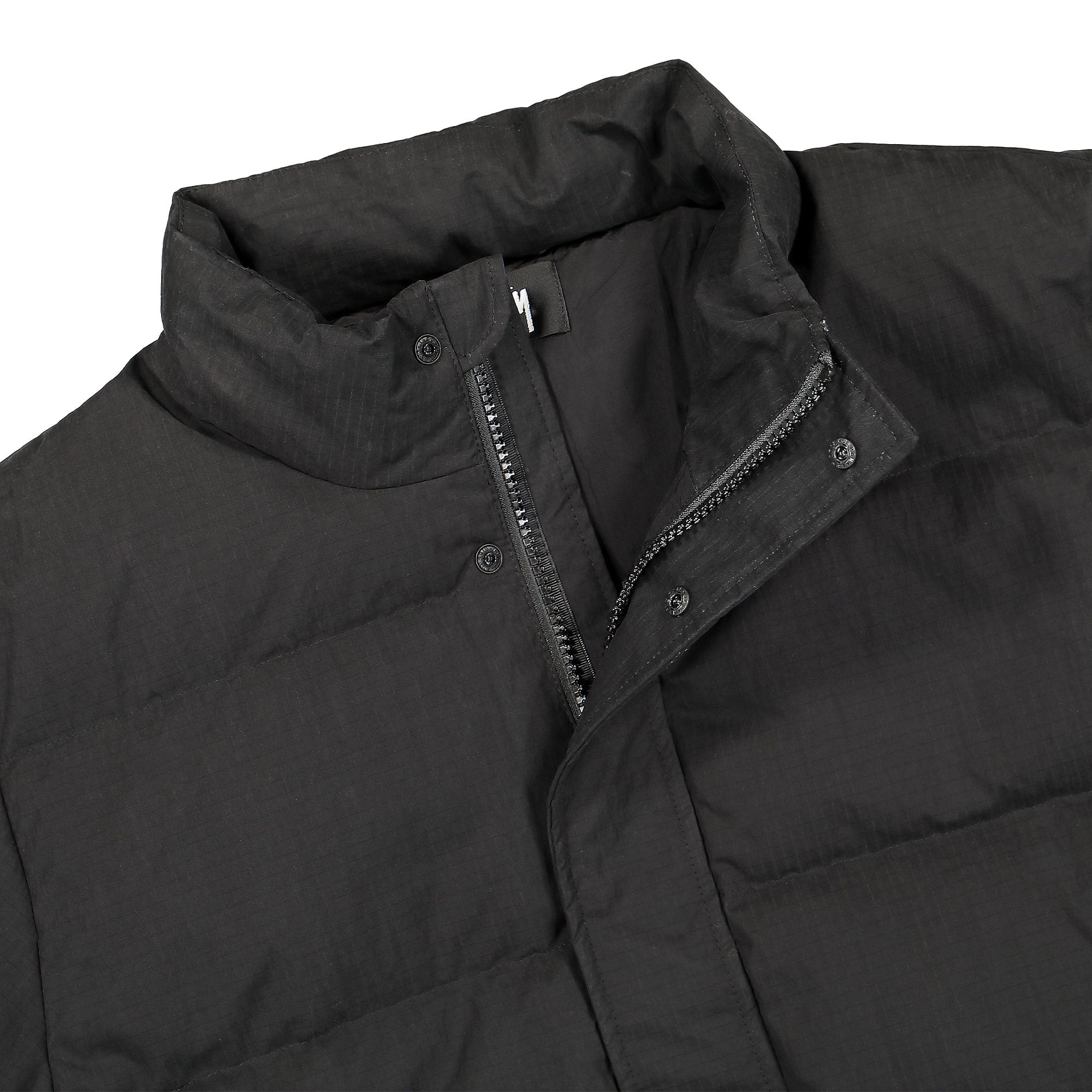Stussy Ripstop Down Puffer Jacket Black Puffer Jackets Close-up | Overkill