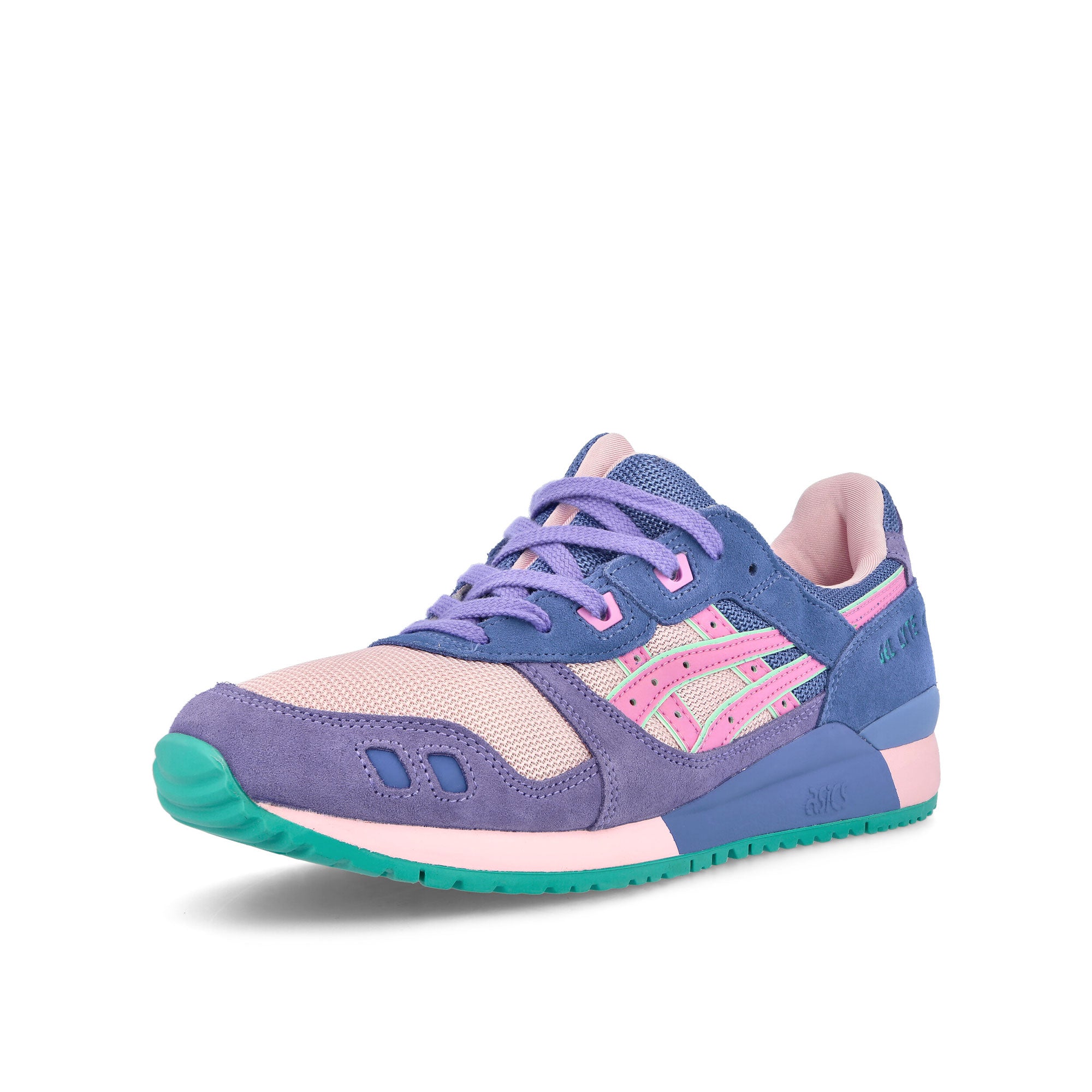Asics Gel-Lyte III OG Cotton Candy / Bubblegum Sneakers Close Up | Overkill