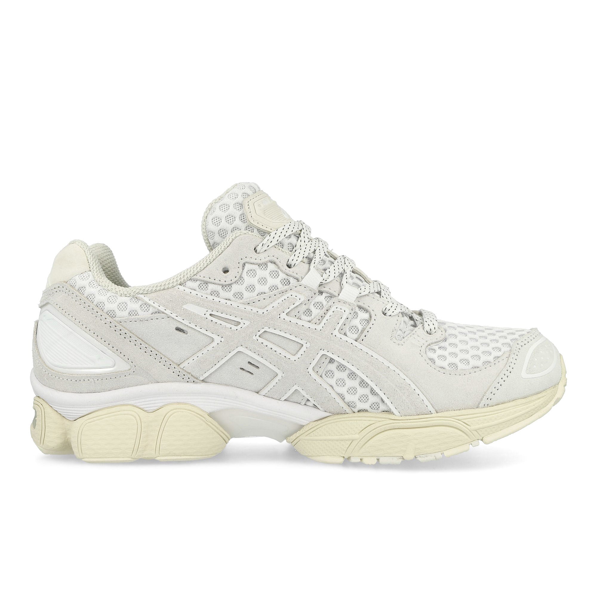 Asics Gel-Nimbus 9 White / Cream Low Top Sneakers Silhouette | Overkill