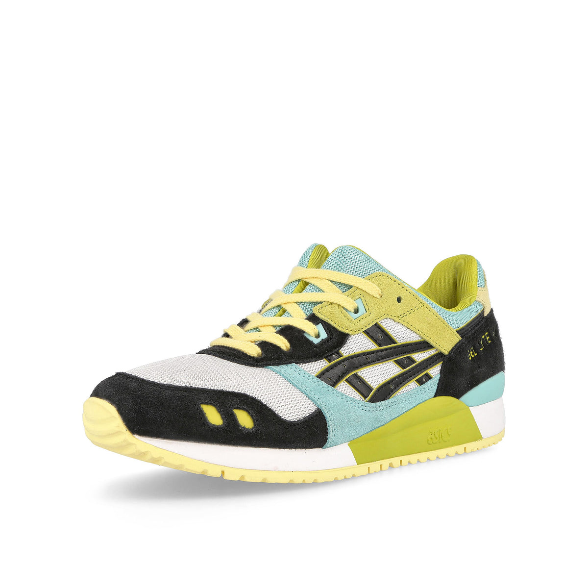 Asics gel lyte iii og White / Black Low Top Sneakers Close Up | Overkill