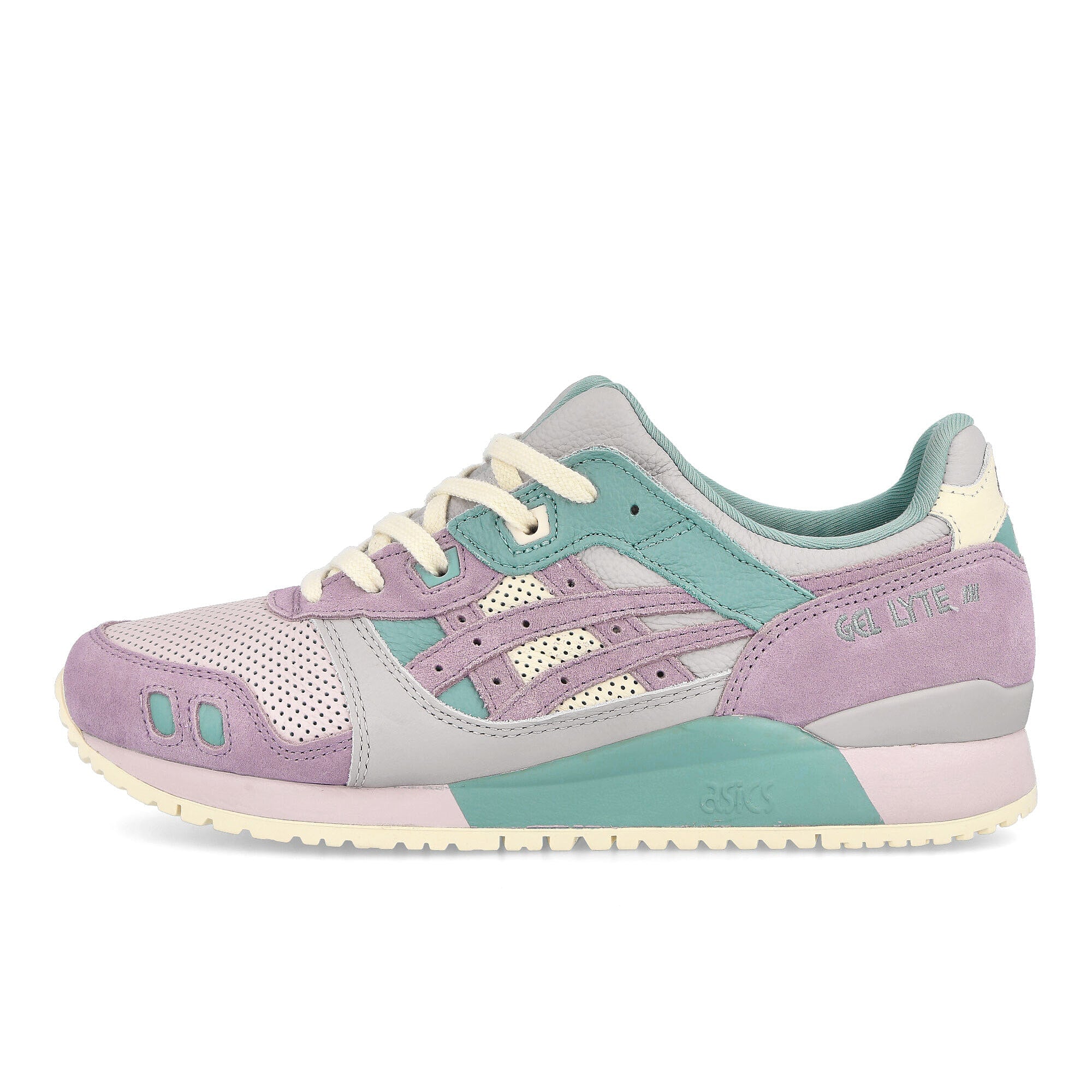 Asics gel lyte iii og Barely Rose / Rosequartz Low Top Sneakers 1201A582-700 | Overkill