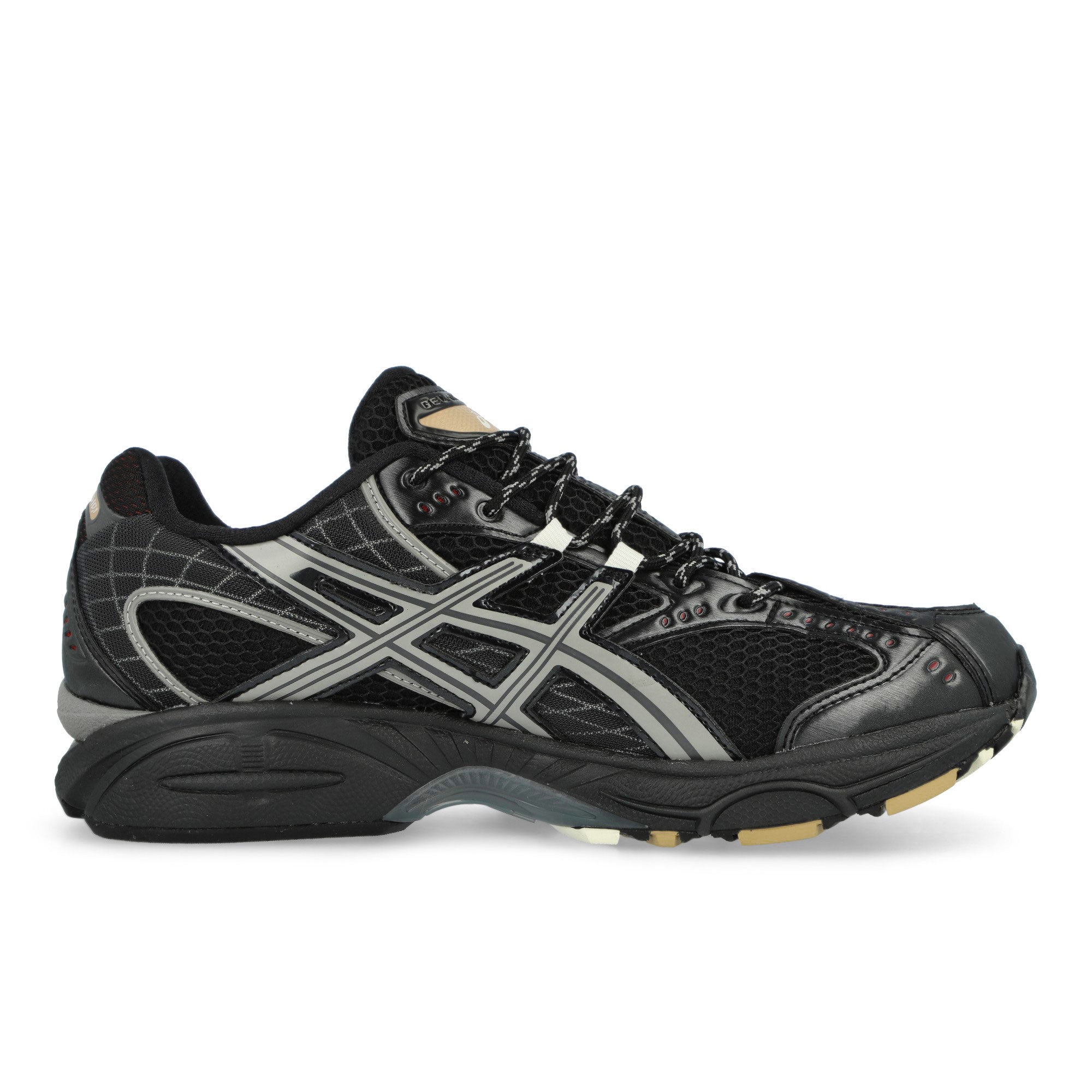 Asics Gel-Nimbus 10.1 Black / Clay Grey Low Top Sneakers 1203A543-005 Silhouette | Overkill
