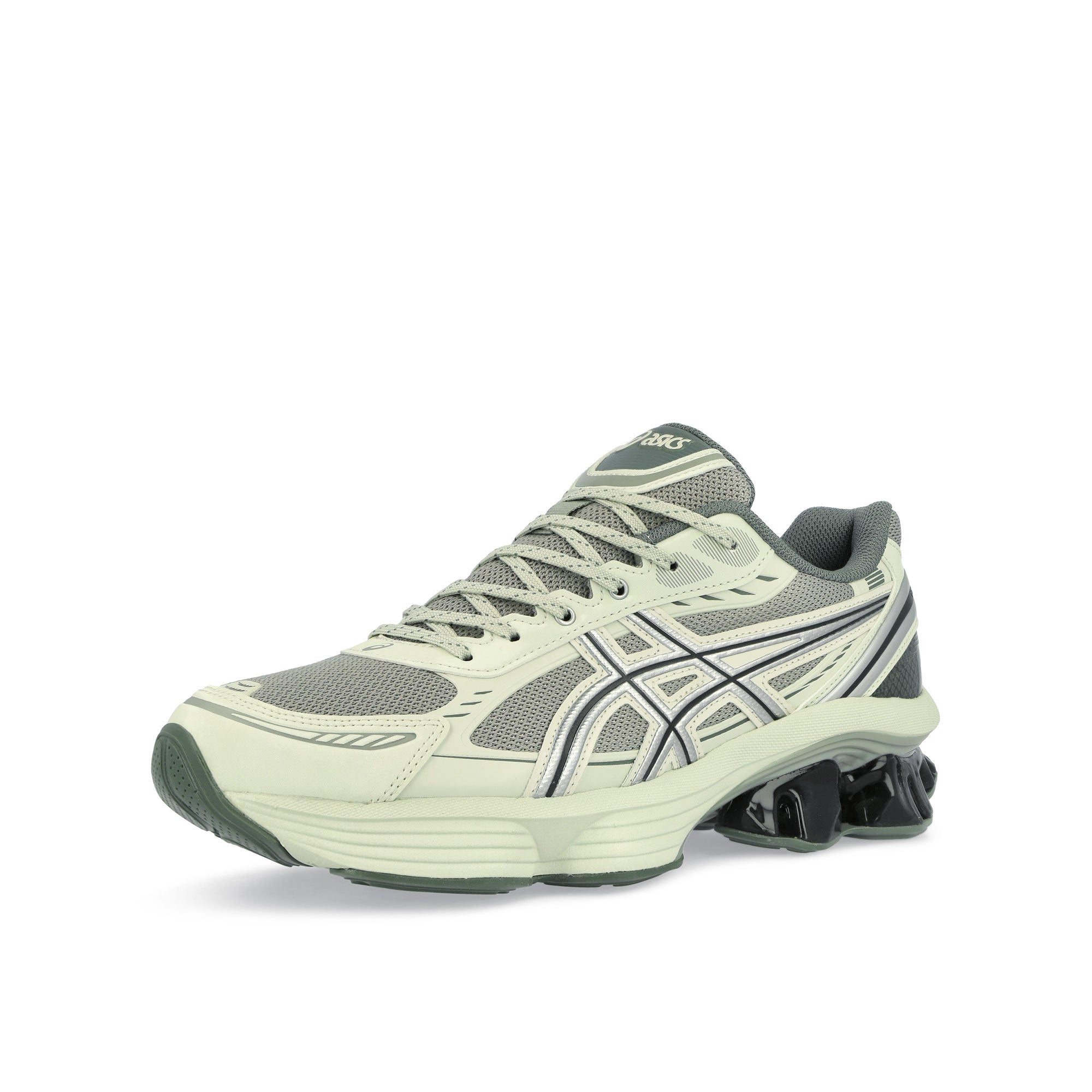 Asics Gel-Kinetic Fluent Seal Grey / Pure Silver Low Top Sneakers Close Up | Overkill
