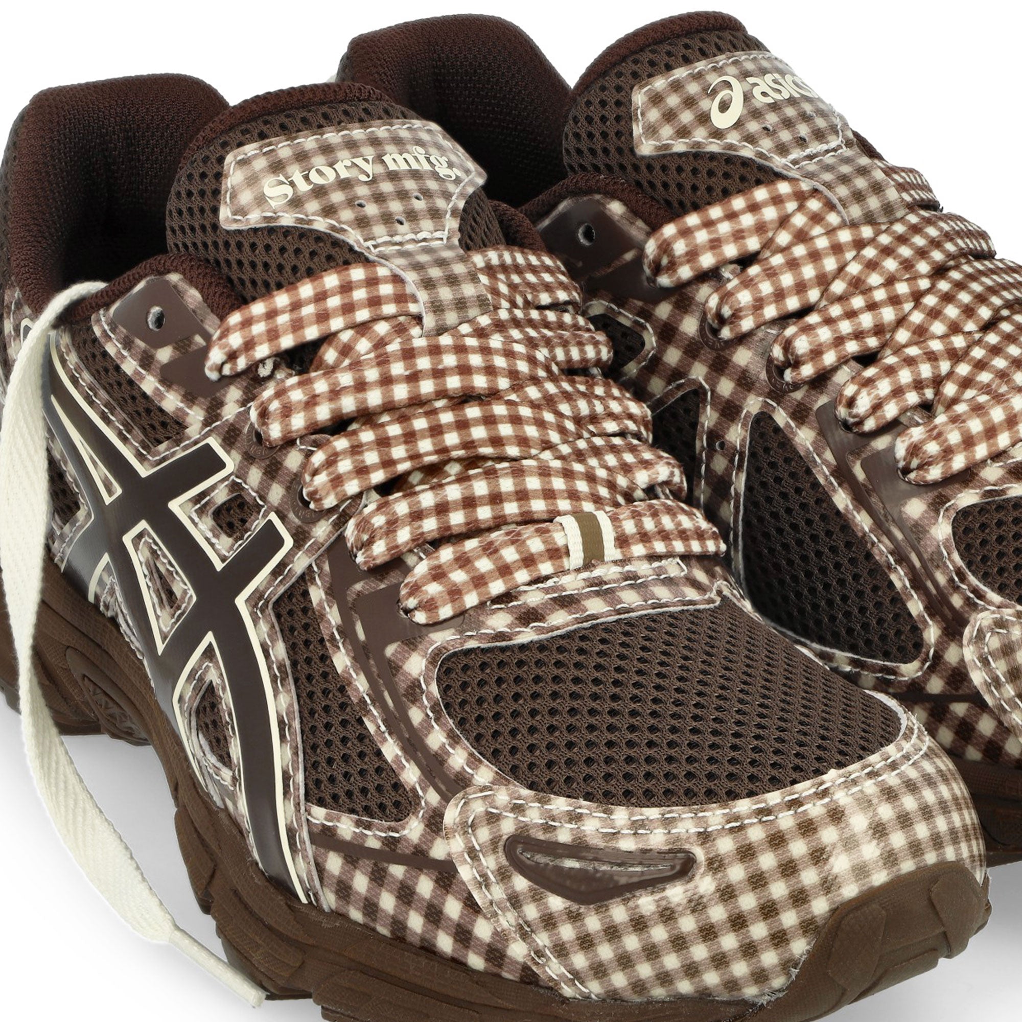 Asics Gel-Venture 6 Reddish Brown / Reddish Brown Low Top Sneakers Detailfoto | Overkill