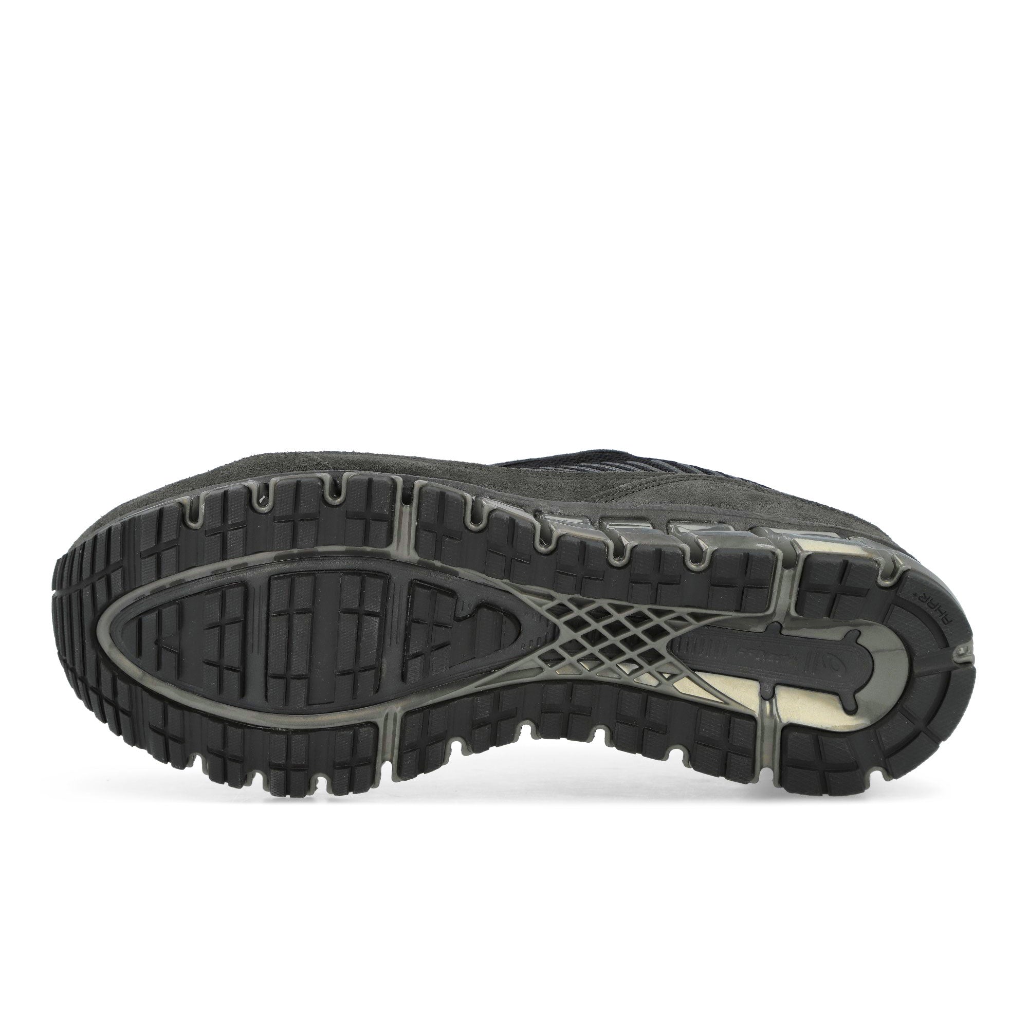 Asics Gel-Quantum 360 I AMP Black / Graphite Grey Low Top Sneakers 1203A731-001 Detail View 1 | Overkill