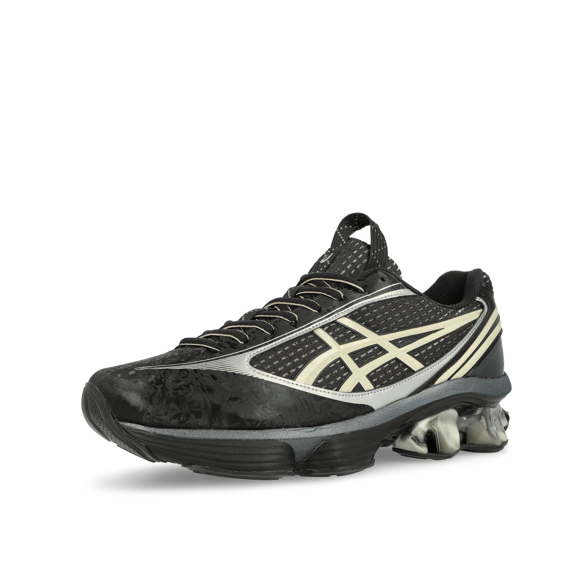 Asics US6-Gel Kinetic Fluent Black / Vanilla Low Top Sneakers 1203A748-001 Close-up | Overkill