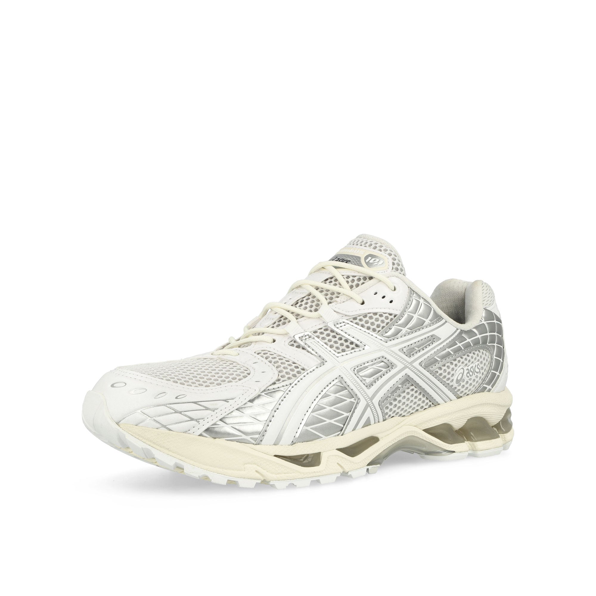 Asics Asics Gel-Nimbus 10.1 White / Pure Silver Low Top Sneaker 1203A761-100 Close-up | Overkill