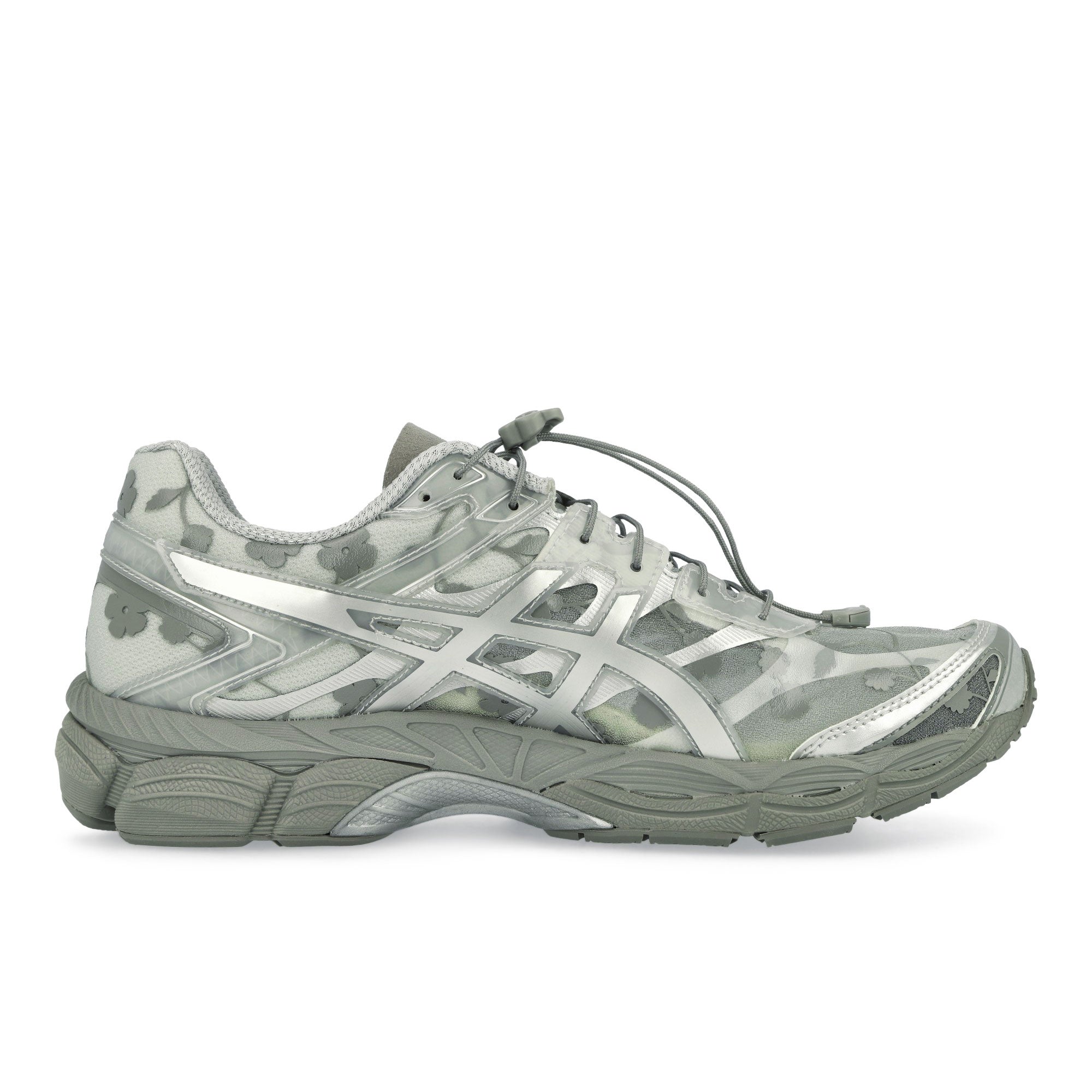 Cecilie Bahnsen x Asics Gel-Cumulus 16 SSCB Glacier Grey / Pure Silver Low Top Sneaker 1203A762-020 Silhouette | Overkill