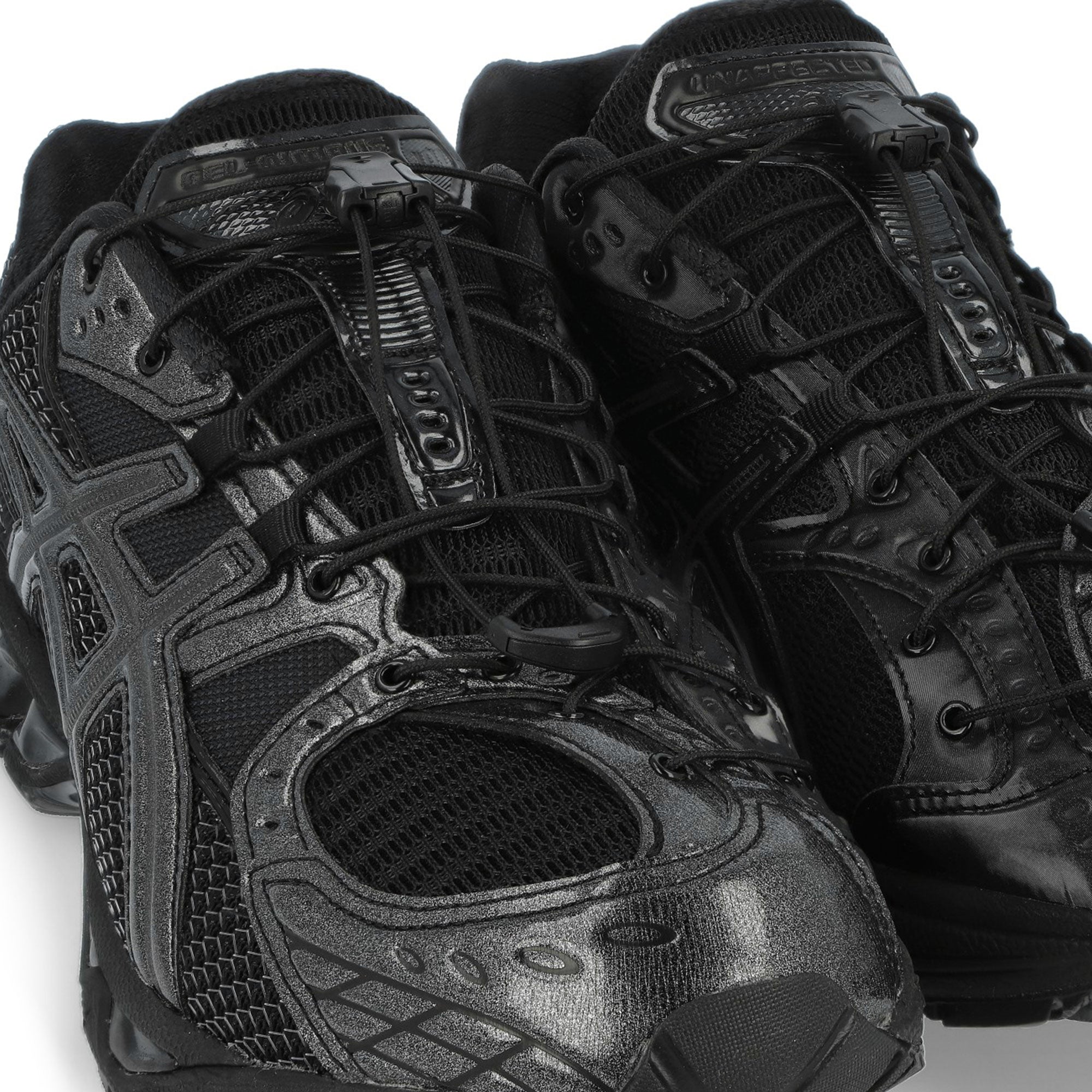 Unaffected x Asics Gel-Nimbus 10.1 Black / Black Low Top Sneakers 1203A836-001 Detail View 1 | Overkill