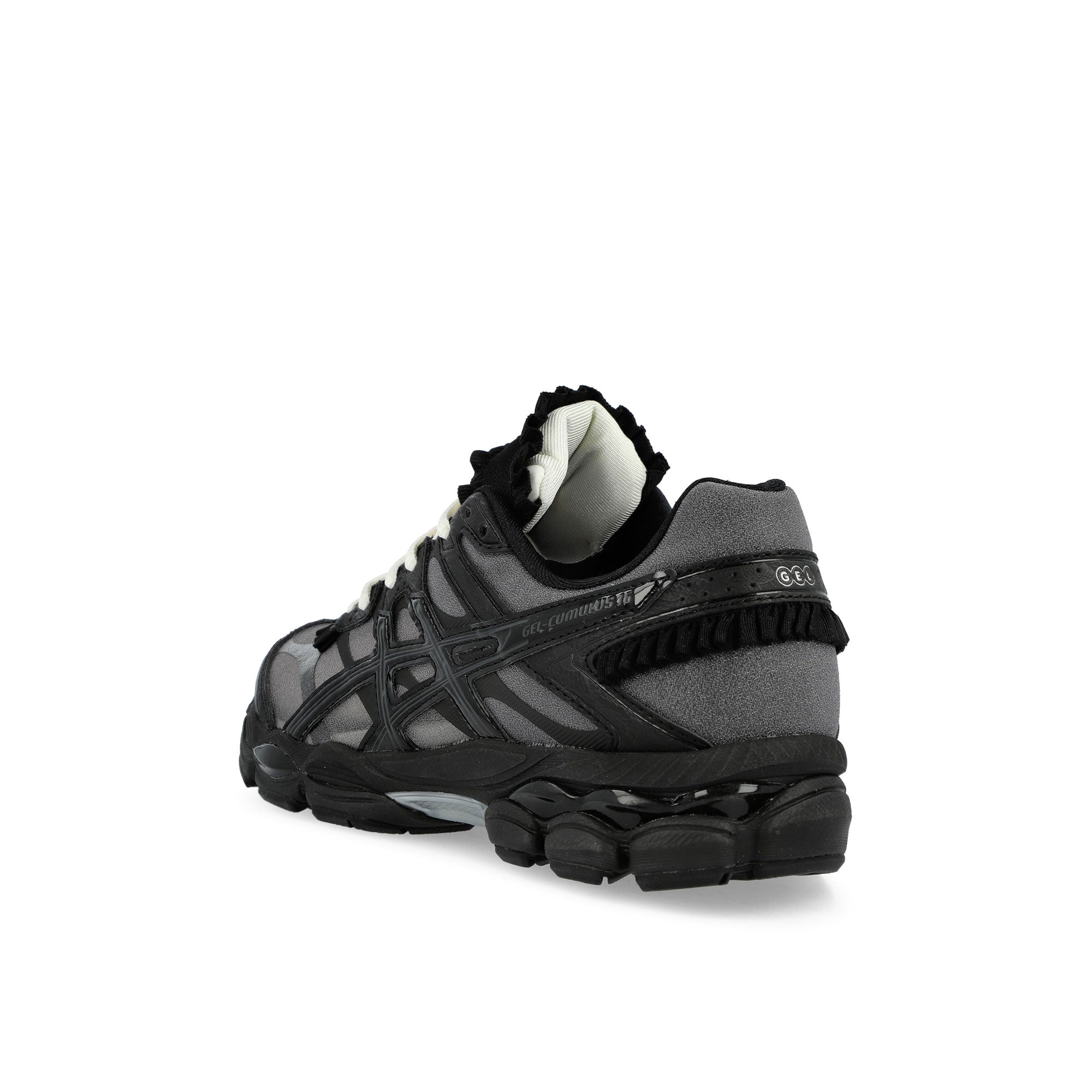 Asics Gel-Cumulus 16 Black / Black Low Top Sneaker 1203B038-001 Material | Overkill
