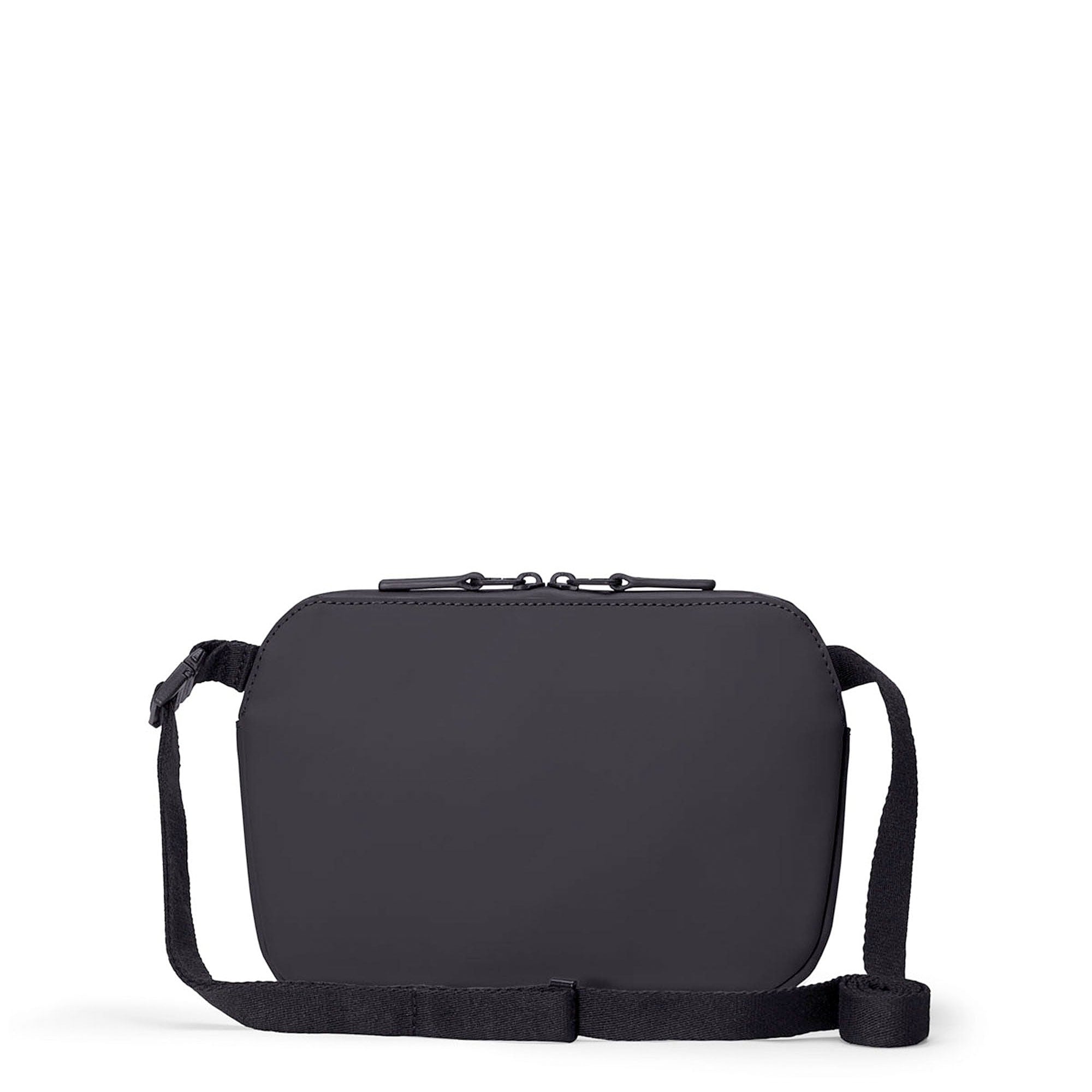 Ucon Acrobatics Melvin Medium Bag Lotus Infinity Black Shoulder & Cross Body Bags Close-up | Overkill