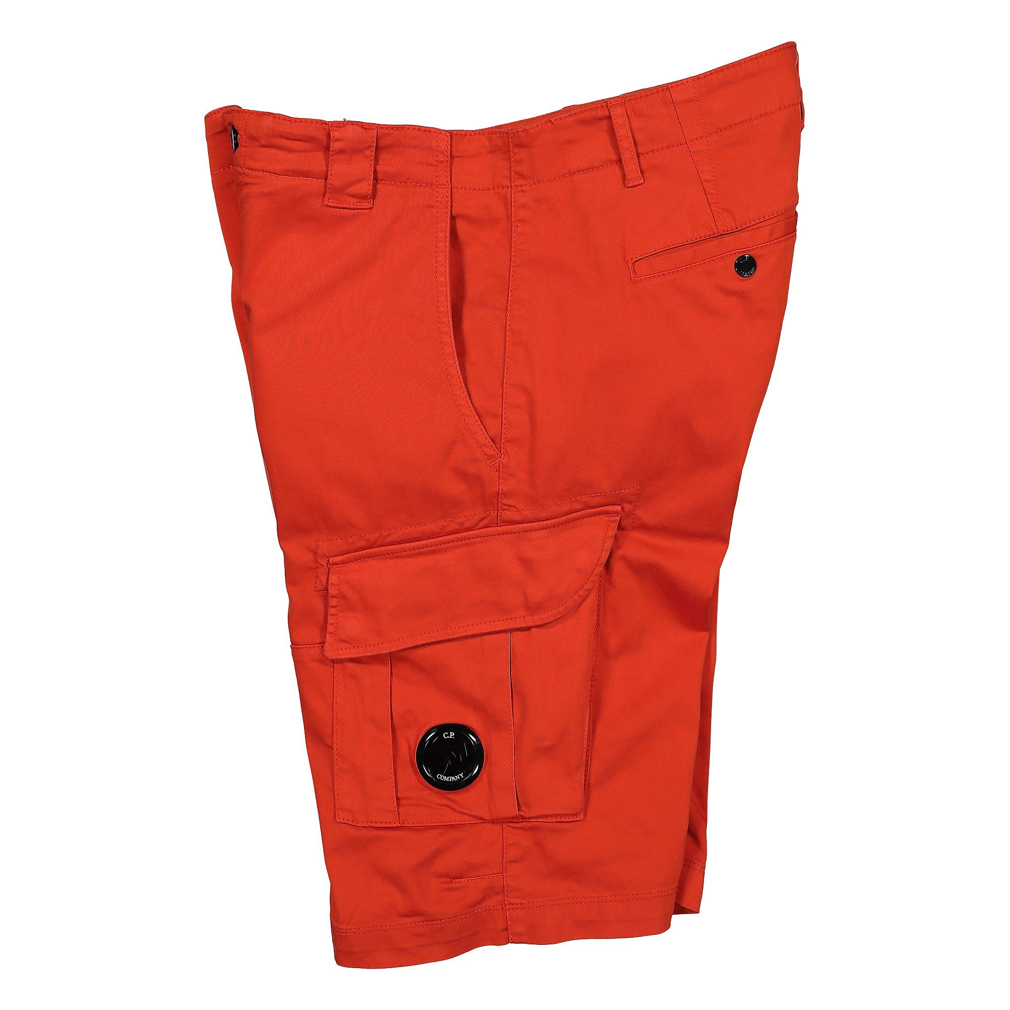 C.P. Company Stretch Sateen Cargo Shorts Fiery Red Shorts Close-up | Overkill