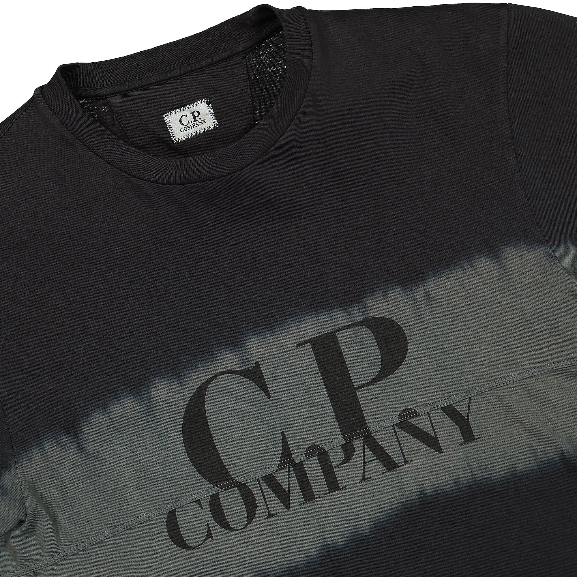 C.P. Company 24/1 Jersey Tie-Dye Logo T-Shirt Black T-Shirts Close-up | Overkill