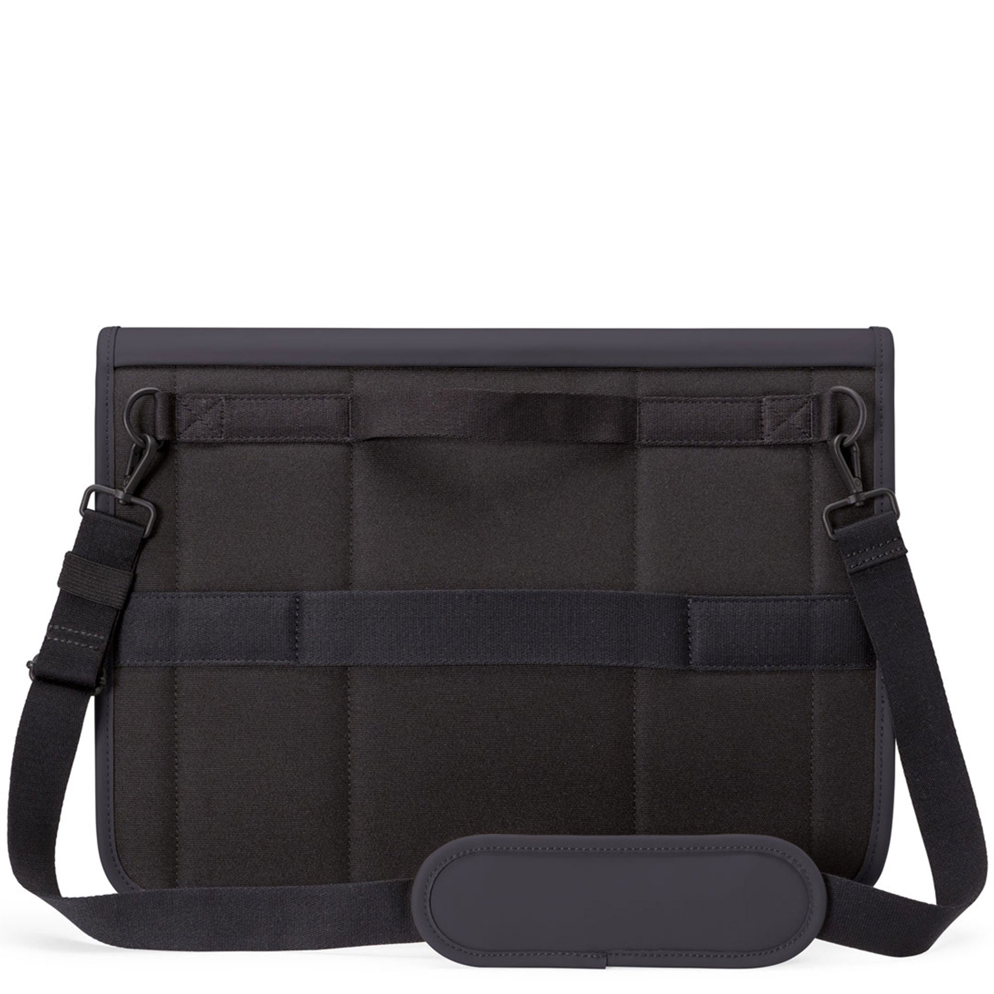 Ucon Acrobatics Katsu Bag Black Briefcases & Messenger Bags Close-up | Overkill