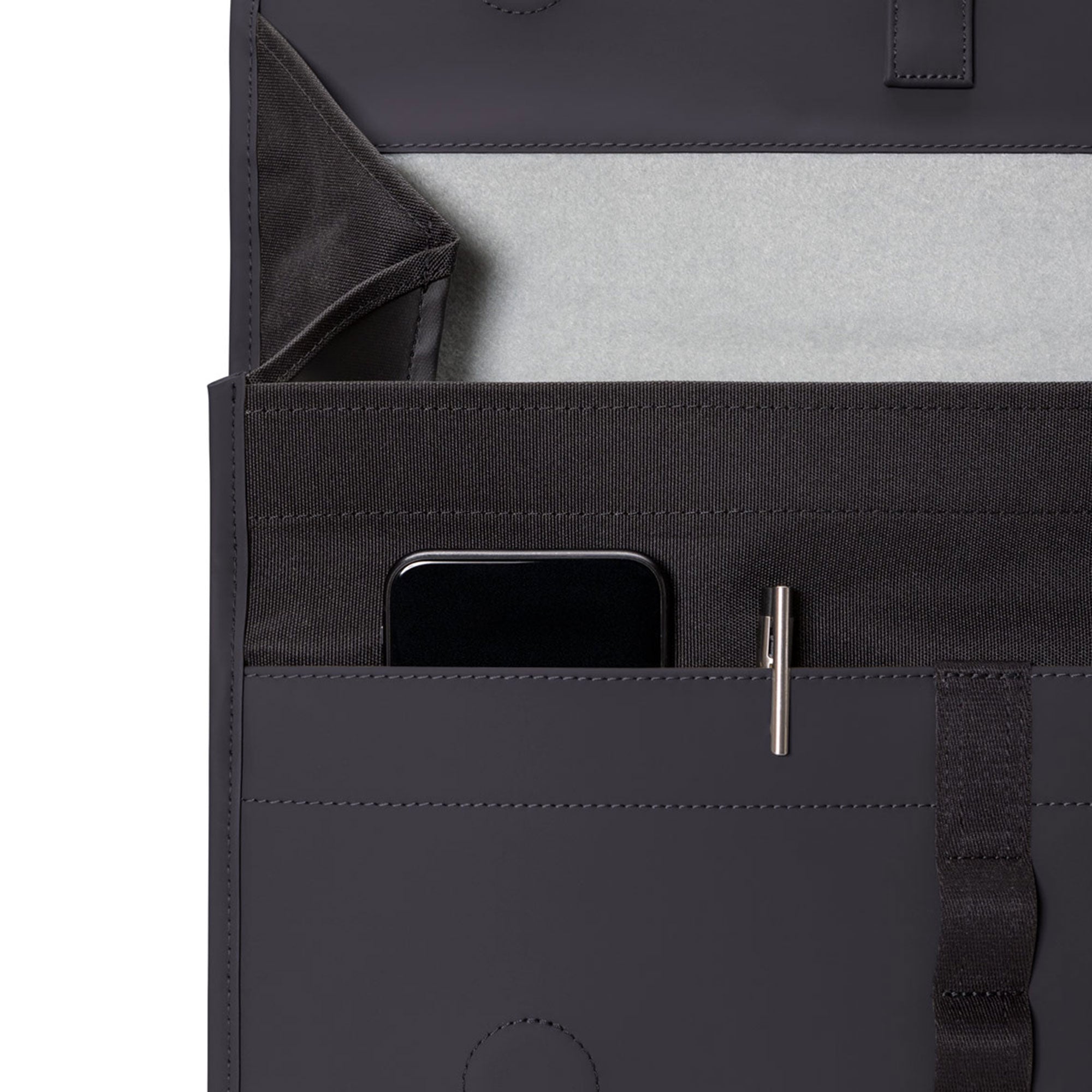 Ucon Acrobatics Katsu Bag Black Briefcases & Messenger Bags Detail view 3 | Overkill