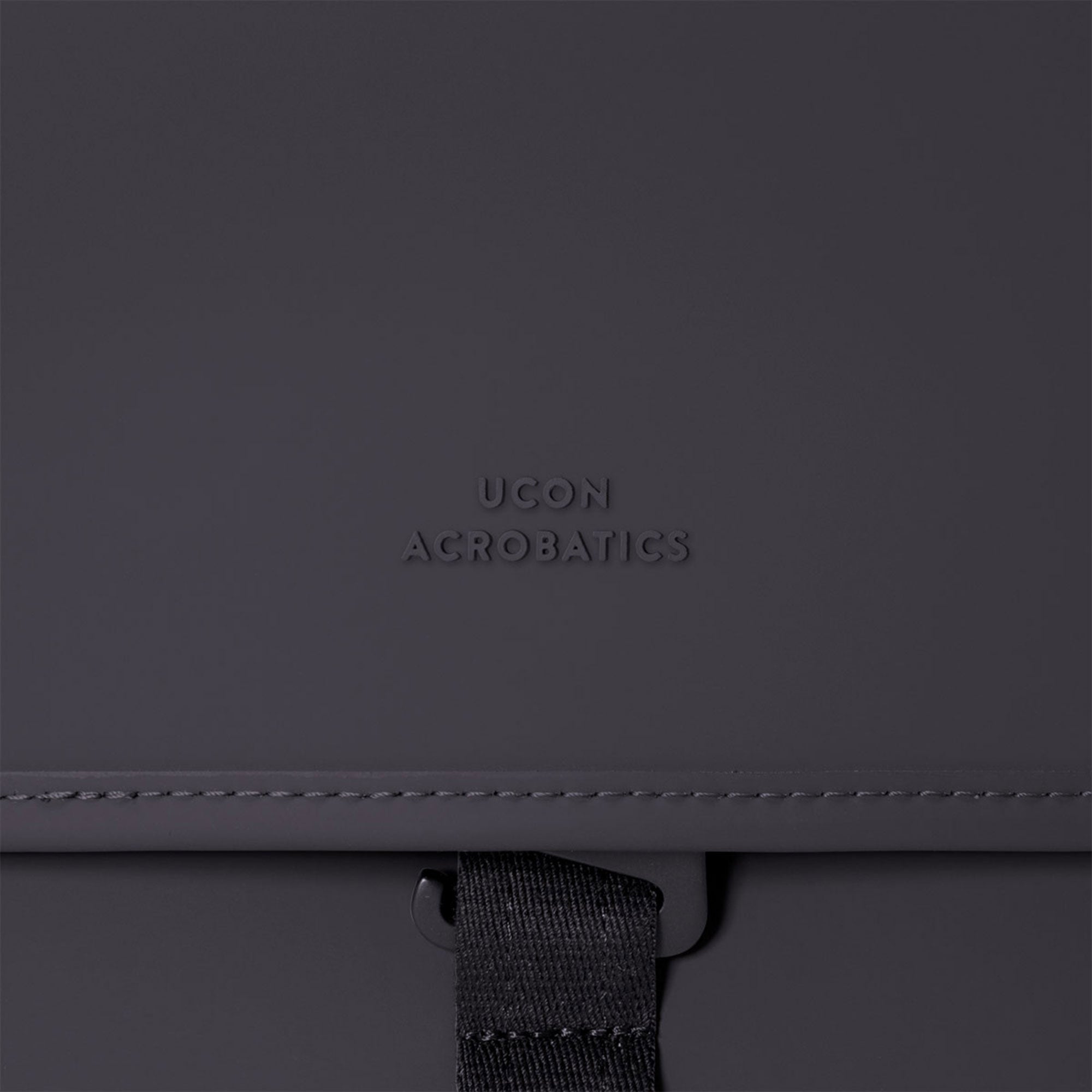 Ucon Acrobatics Katsu Bag Black Briefcases & Messenger Bags Detail view 5 | Overkill