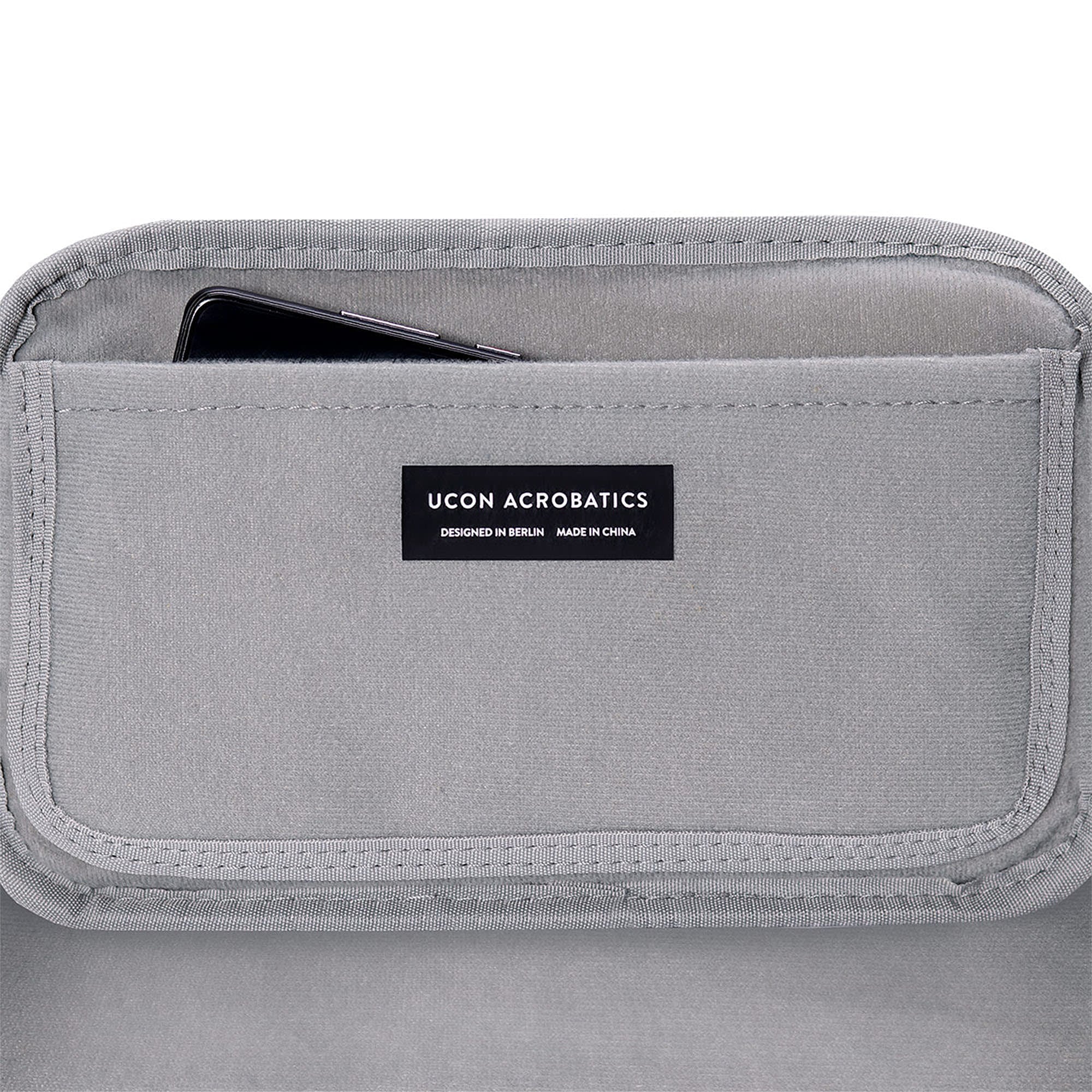 Ucon Acrobatics Ando Medium Bag Light Grey Shoulder & Cross Body Bags Detailfoto | Overkill