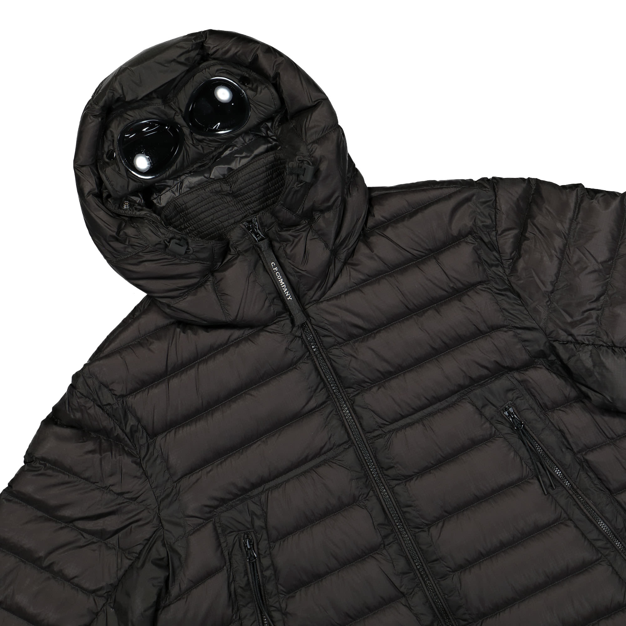 C.P. Company DD Shell Outerwear Medium Jacket Black Puffer Jackets Close-up | Overkill