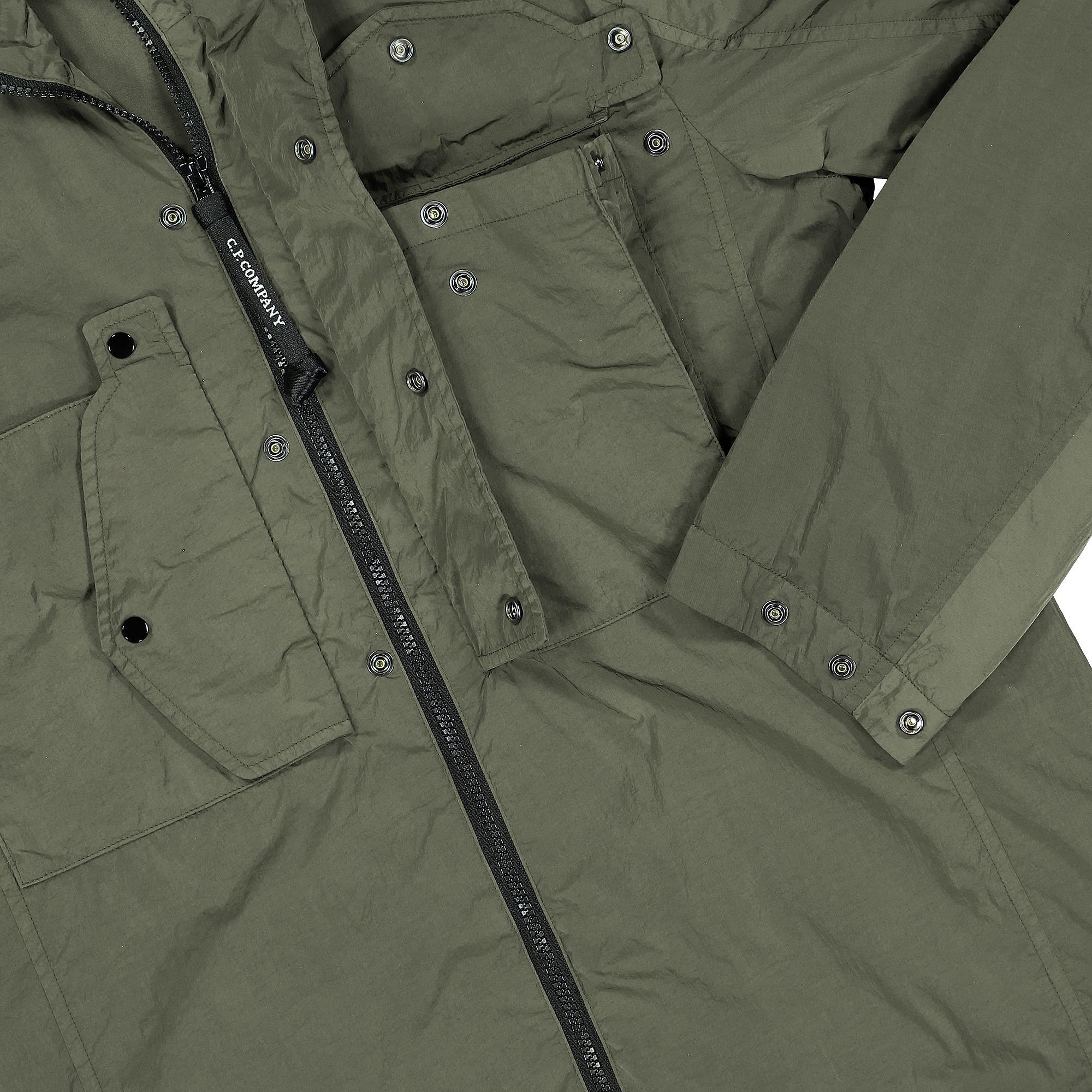 C.P. Company Chrome-R Goggle Jacket Thyme Windbreaker Detail view 1 | Overkill