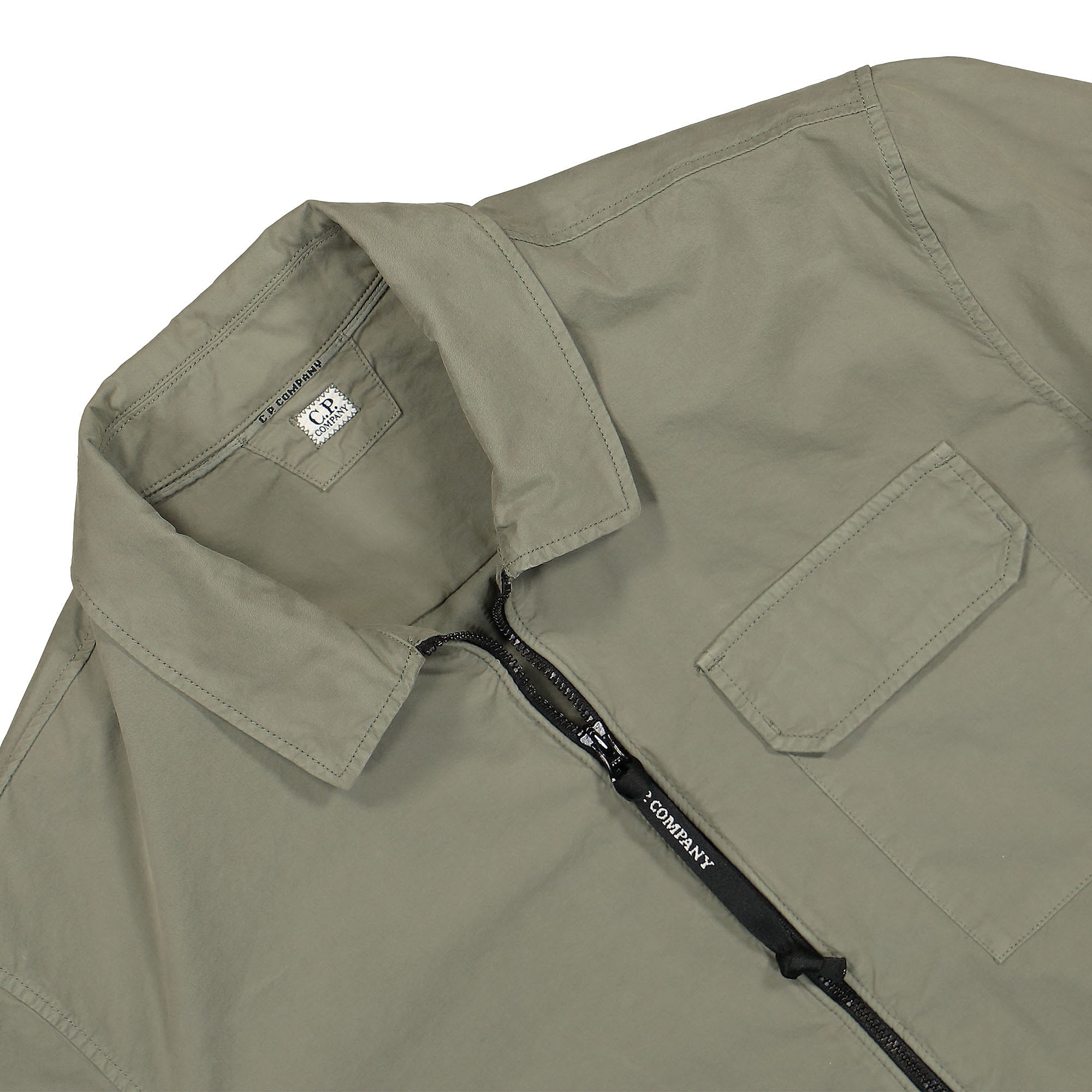 C.P. Company Gabardine Longsleeve Zip Shirt Thyme Jackets Close-up | Overkill
