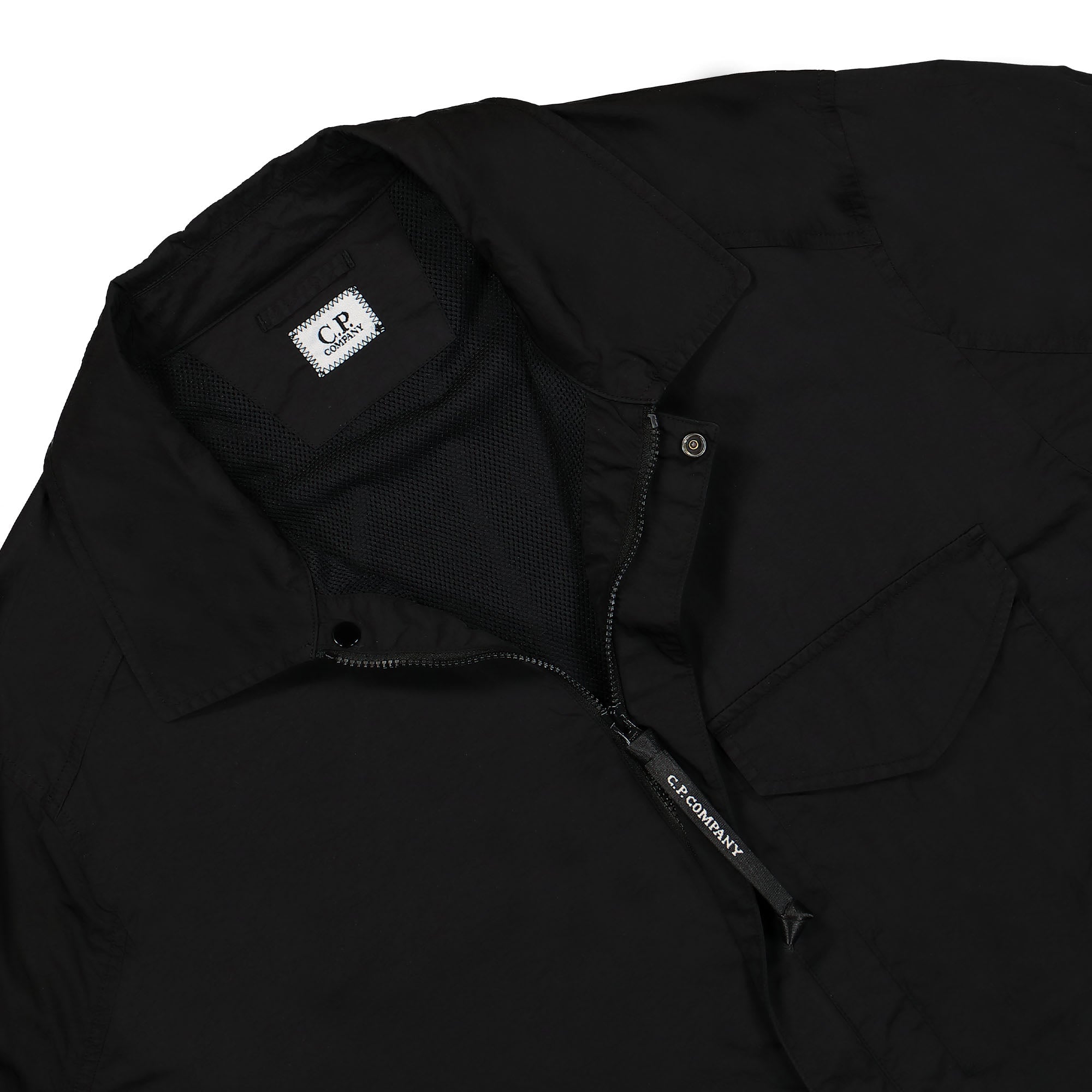 C.P. Company Chrome-R Overshirt Black Windbreaker Close-up | Overkill