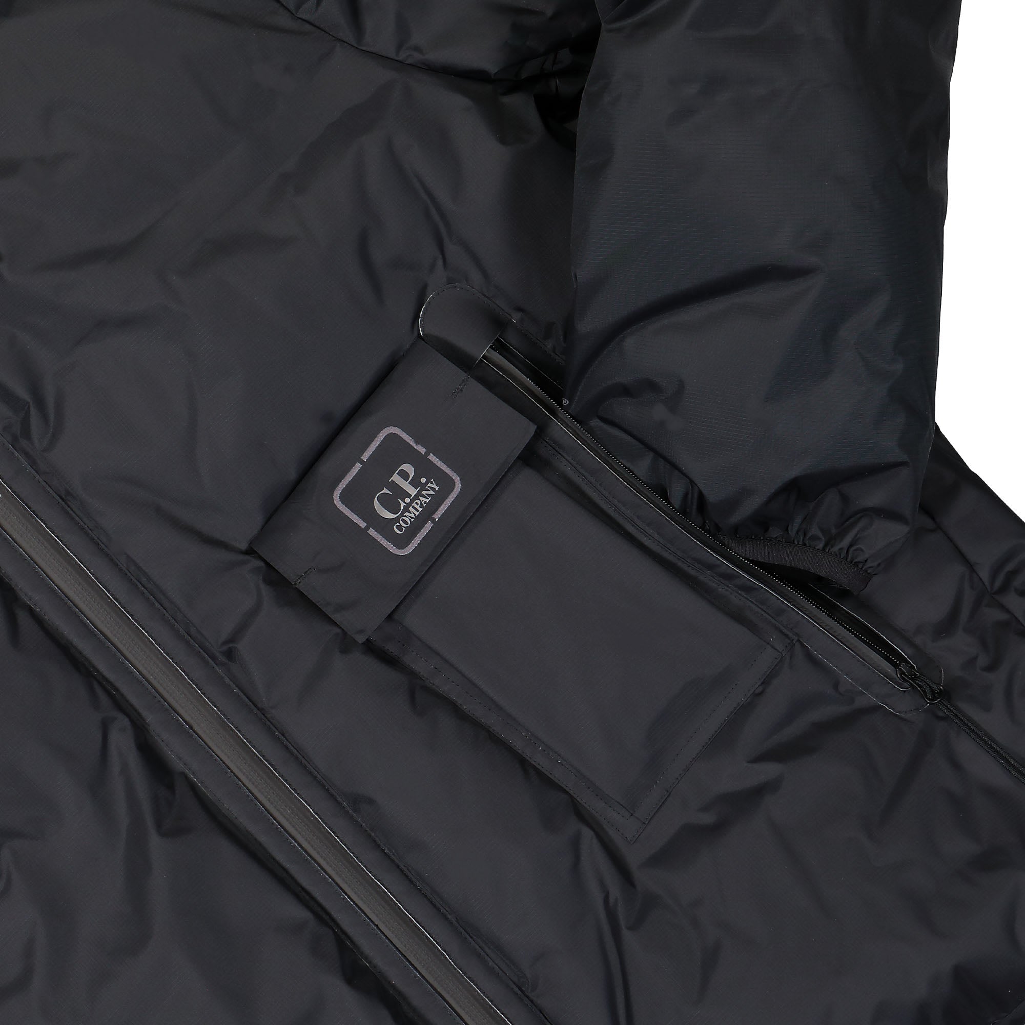 C.P. Company Metropolis Series Baffled Hooded Down Jacket Black Puffer Jackets Detailfoto | Overkill