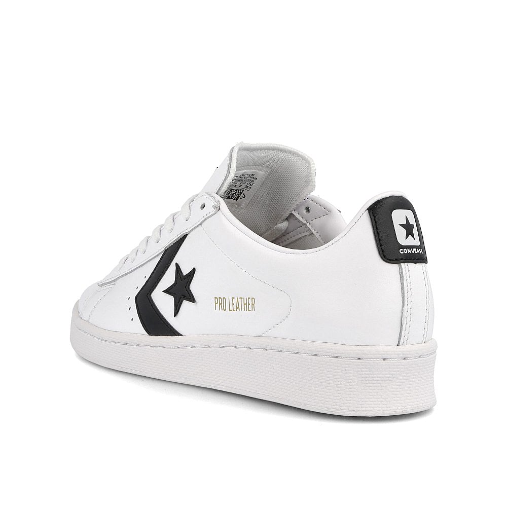 Converse pro leather ox White / Black / White Close-up | Overkill