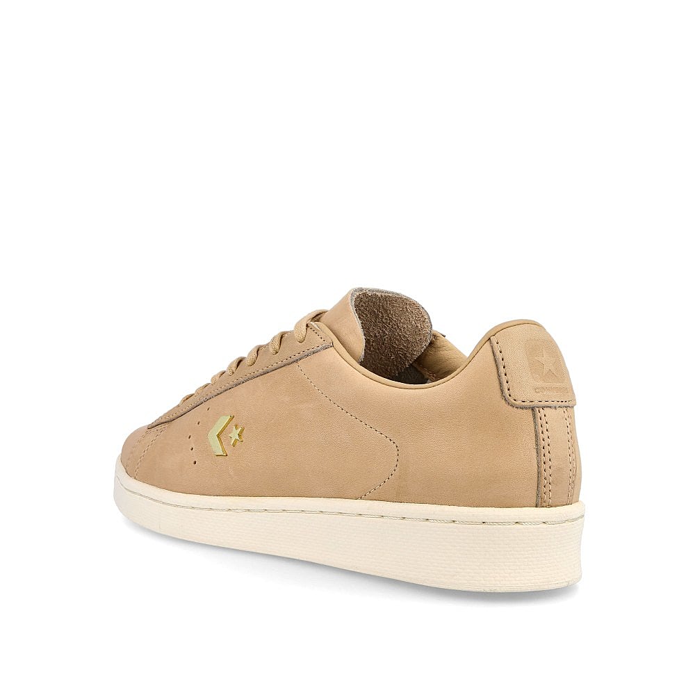 Converse x converse horween pro leather ox Hazelnut / Hazelnut / Egret Close-up | Overkill