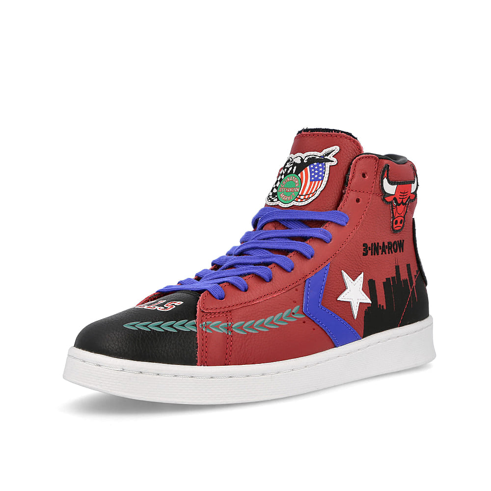 Converse Chinatown Market x NBA x Jeff Hamilton x Converse Pro Leather Garnet-Black-Hyper Royal Sneakers Close Up | Overkill