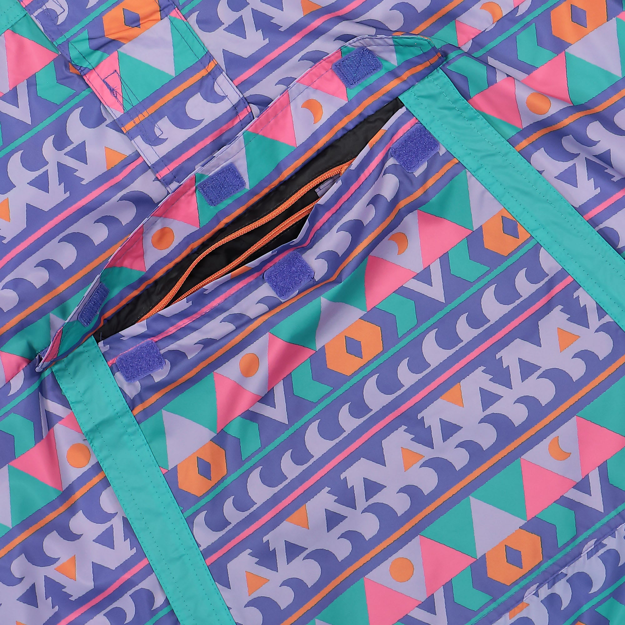 Columbia Challenger Windbreaker Purple Lotus Camp Blanket / Aqua Windbreaker Detail view 1 | Overkill