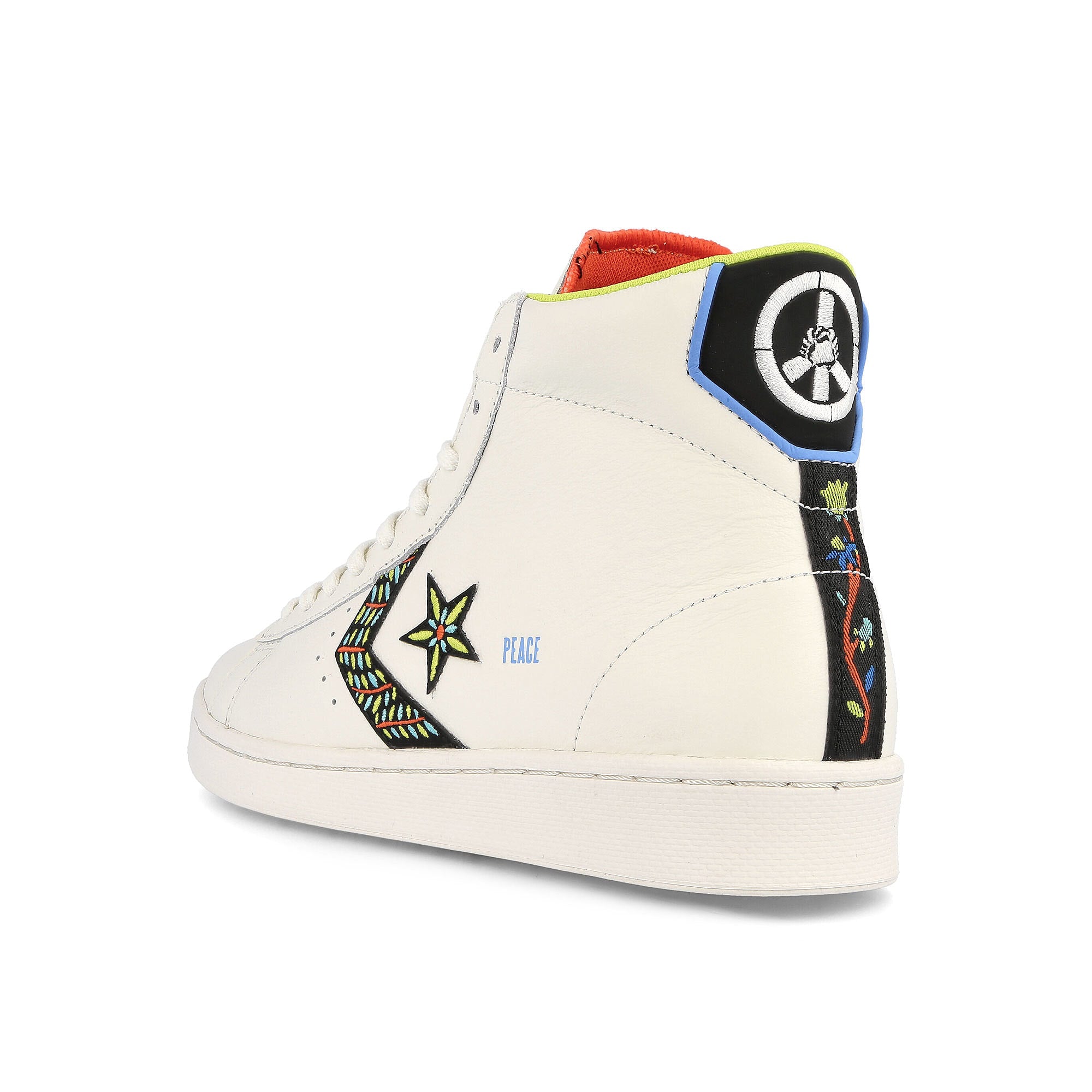 Converse pro leather hi Vintage White / Black Close-up | Overkill
