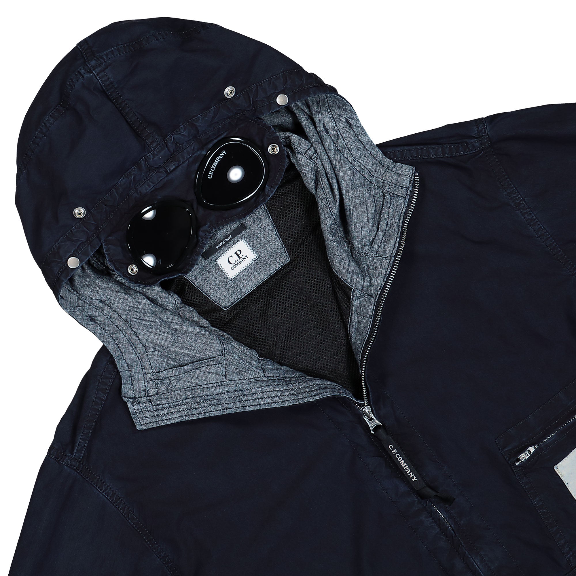 C.P. Company 50 Fili Indigo Goggle Jacket Insignia Blue Jackets Close-up | Overkill
