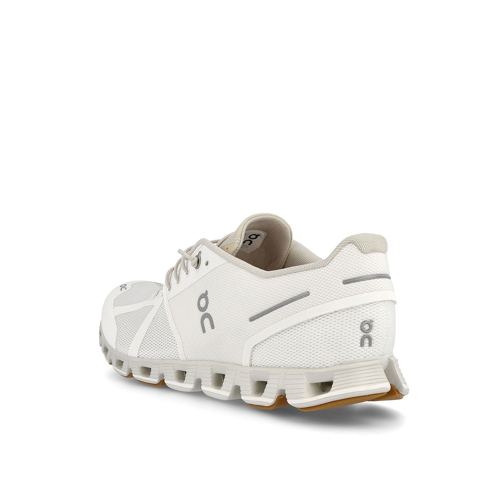 On wmns cloud White / Sand Close-up | Overkill