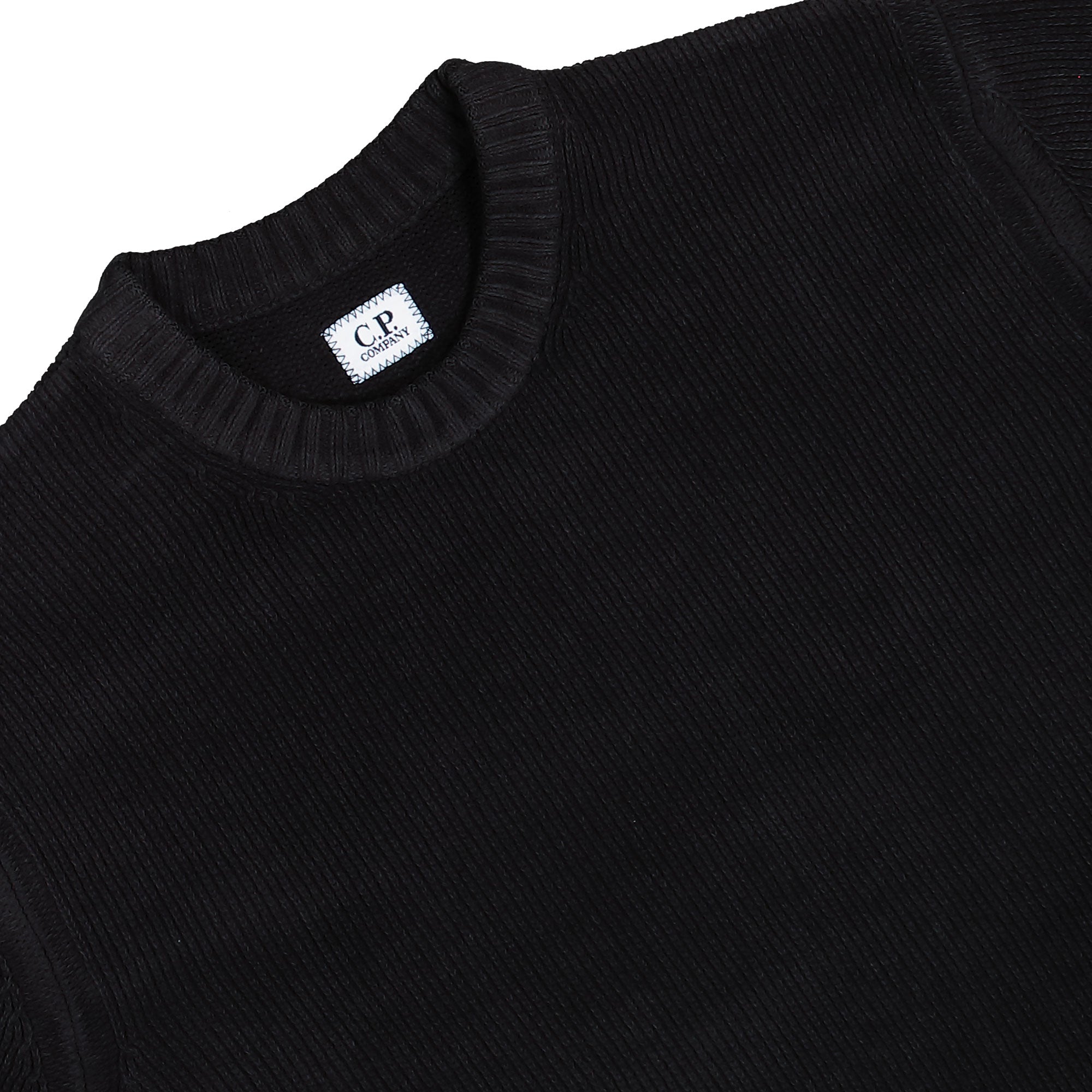 C.P. Company Chenille Cotton Lens Crewneck Black Sweatshirt 19CMKN017A-005558G 999 Detailfoto | Overkill