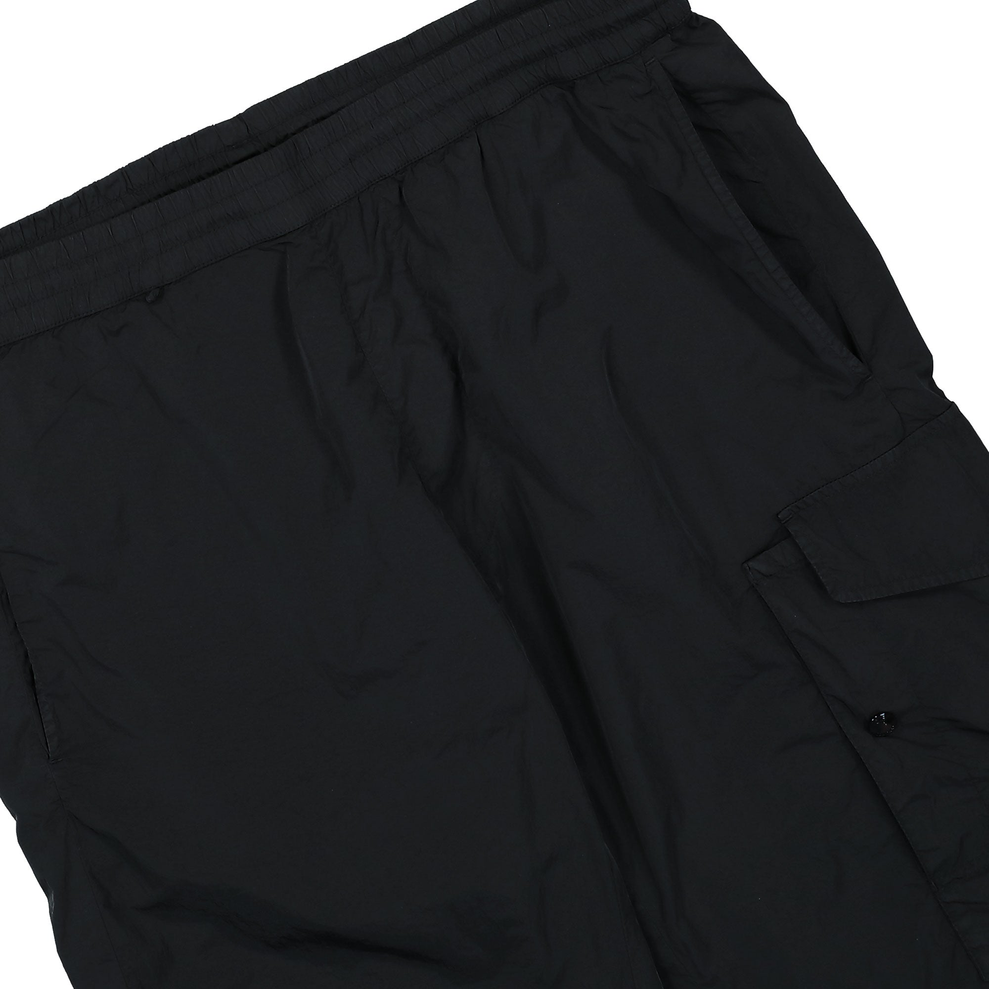 C.P. Company Chrome-R Lens Cargo Pants Black Cargo Pants 19CMPA162A-005904G 999 Detail View 1 | Overkill