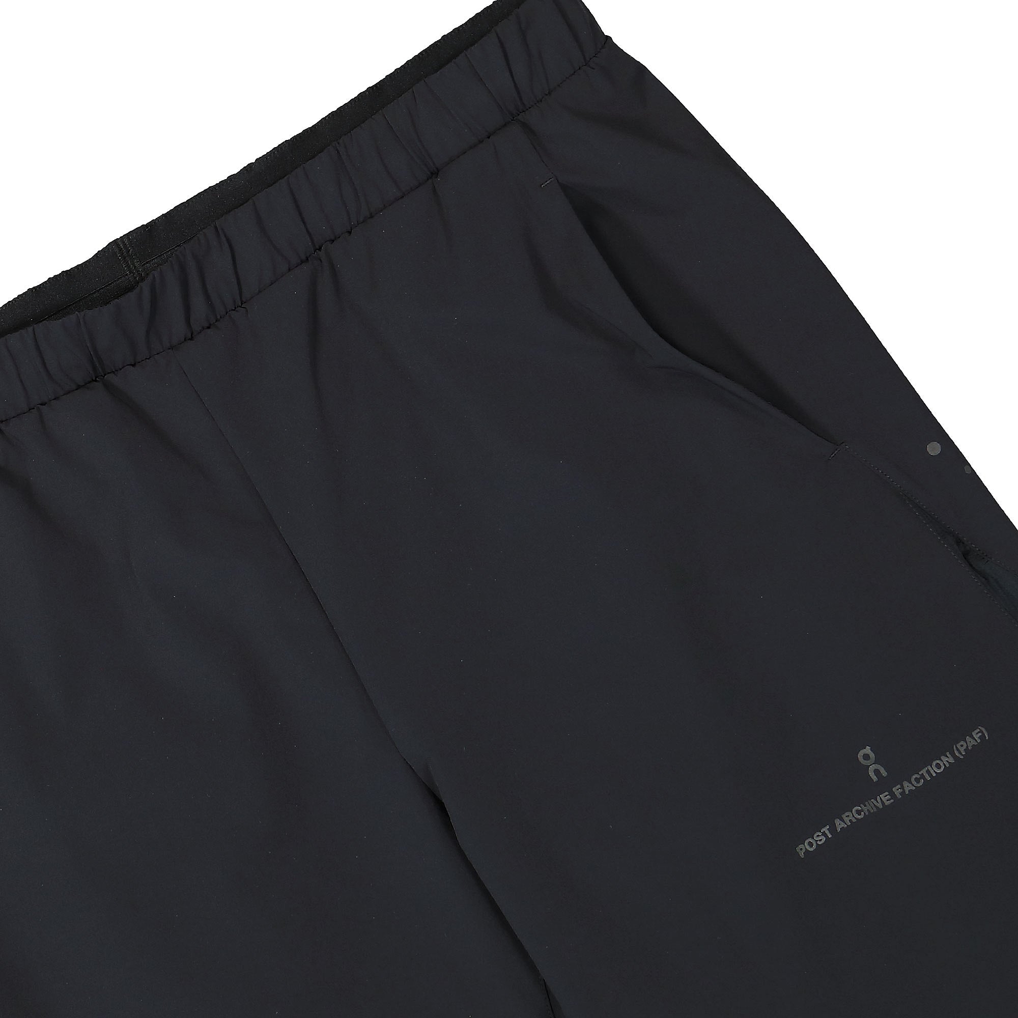 On Pant Black Sweat & Track Pants Detailfoto | Overkill