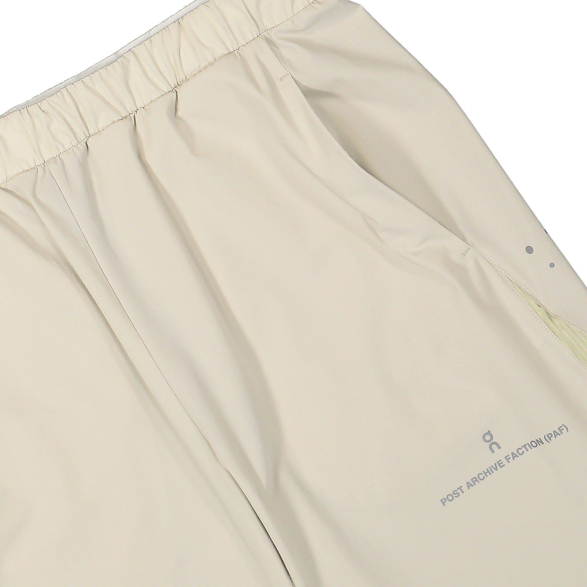 On PAF x On Running Pant Moondust / Chalk Sweat & Track Pants Detailfoto | Overkill