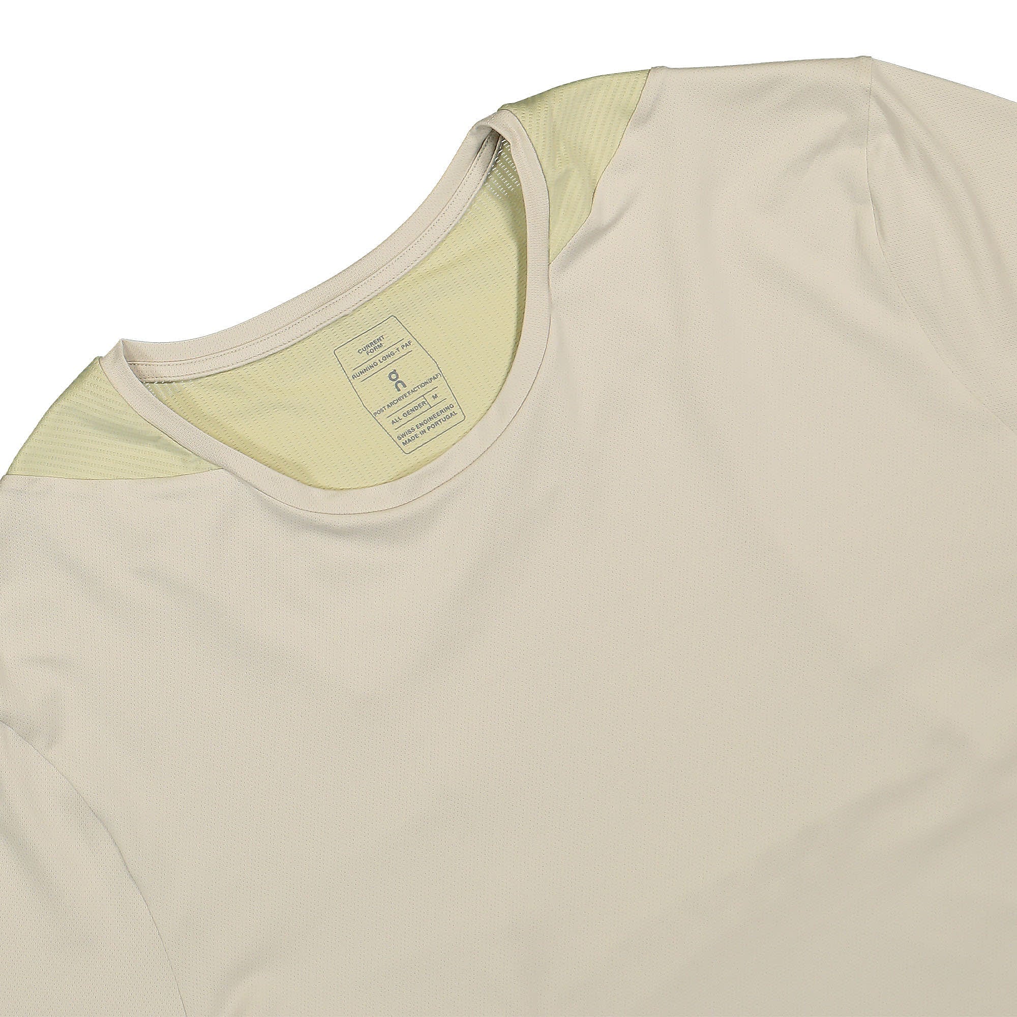 On Long T-Shirt Moondust / Chalk Longsleeves Close-up | Overkill