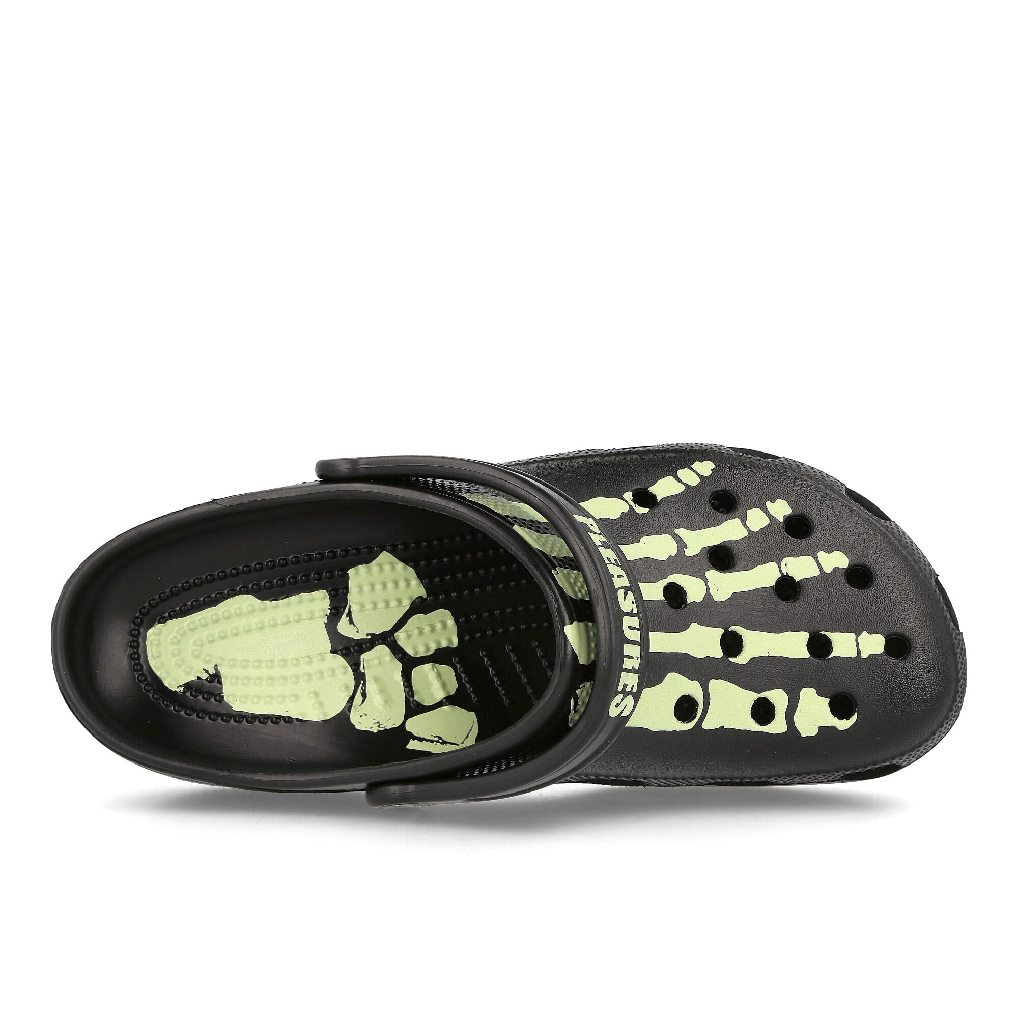 Crocs Pleasures x Crocs Classic Clog Black Slides, Sandals & Slippers Detailfoto | Overkill