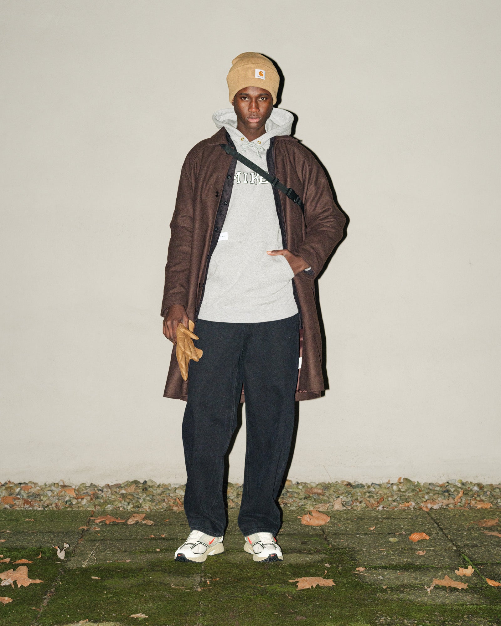 WTAPS Academy / Hoody / Cotton Ash Gray Hoodies Close-up | Overkill