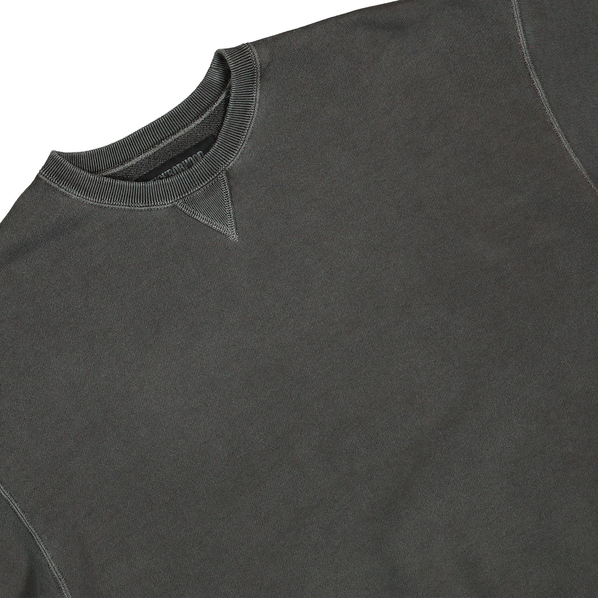 Neighborhood Pigment Dyed Sweat Shirt LS Black Sweatshirts Close-up | Overkill