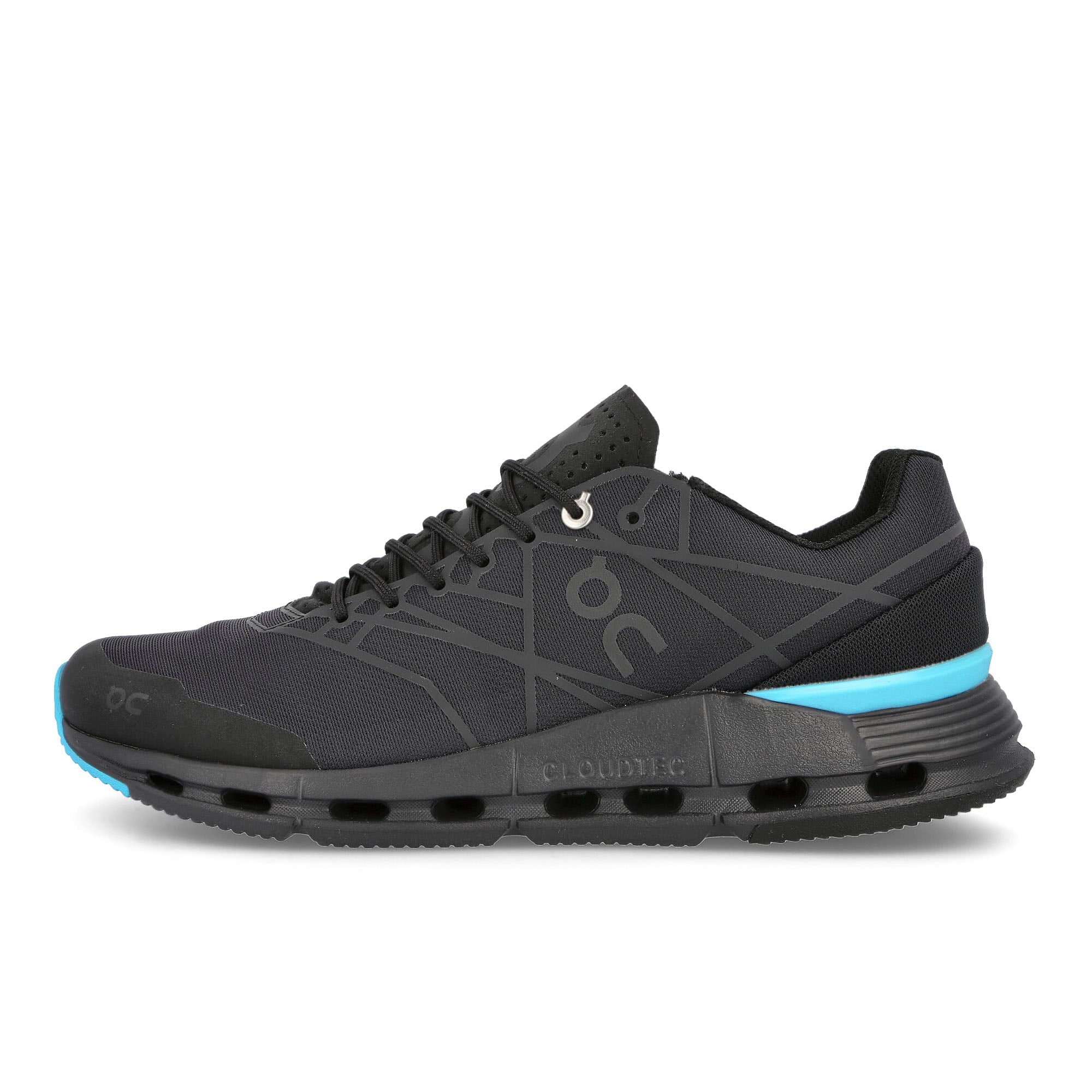 On cloudnova z5 Black / Cyan Low Top Sneakers 26.98931 | Overkill