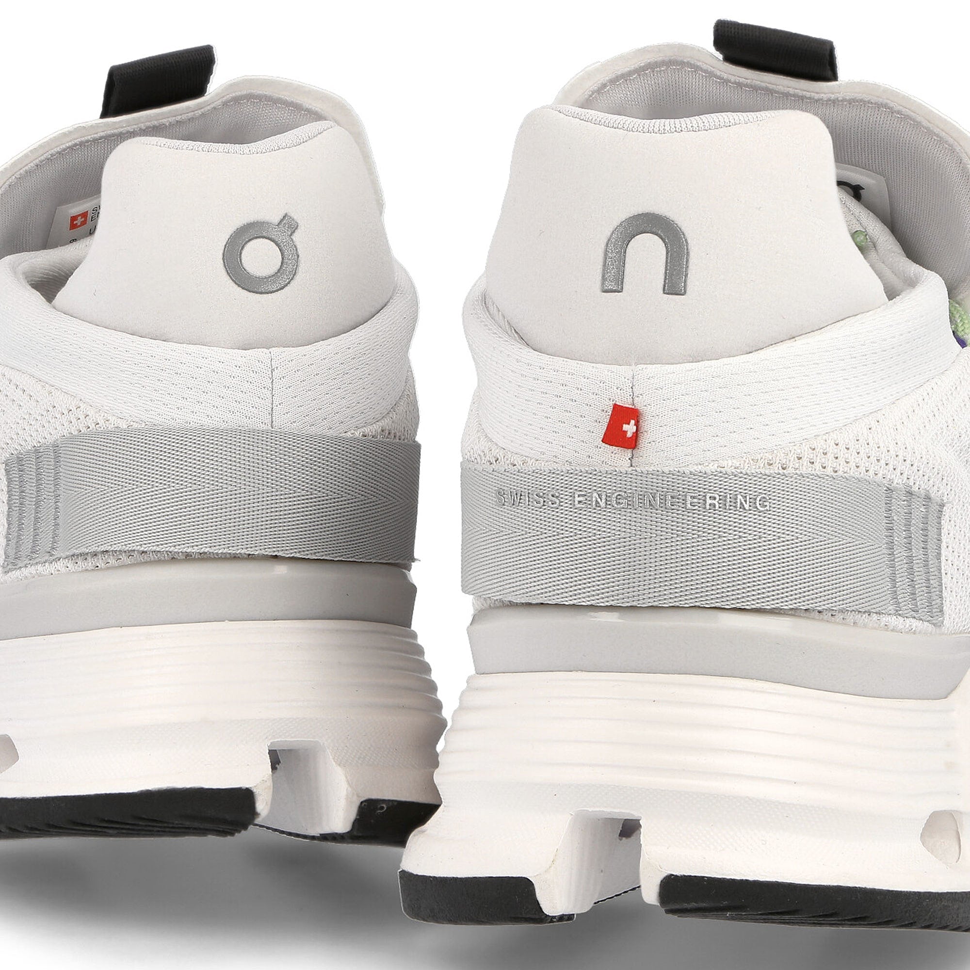 On cloudnova White / Mineral Detail view 1 | Overkill