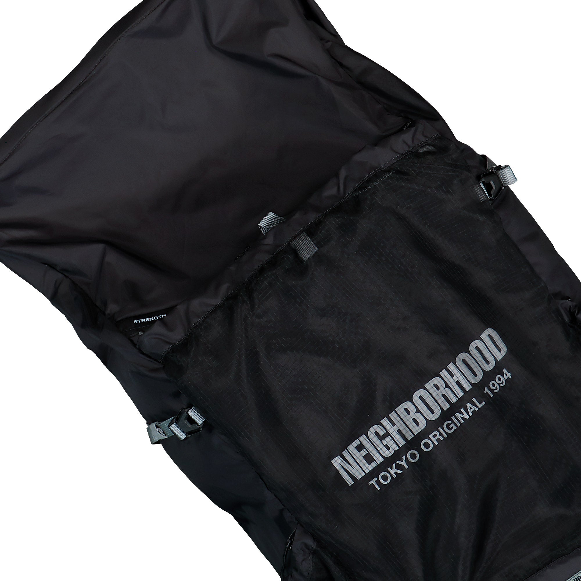 Helinox x Neighborhood Lite Roll Top Back Pack Black Backpacks 261HXHXN-CG01 Detailfoto | Overkill