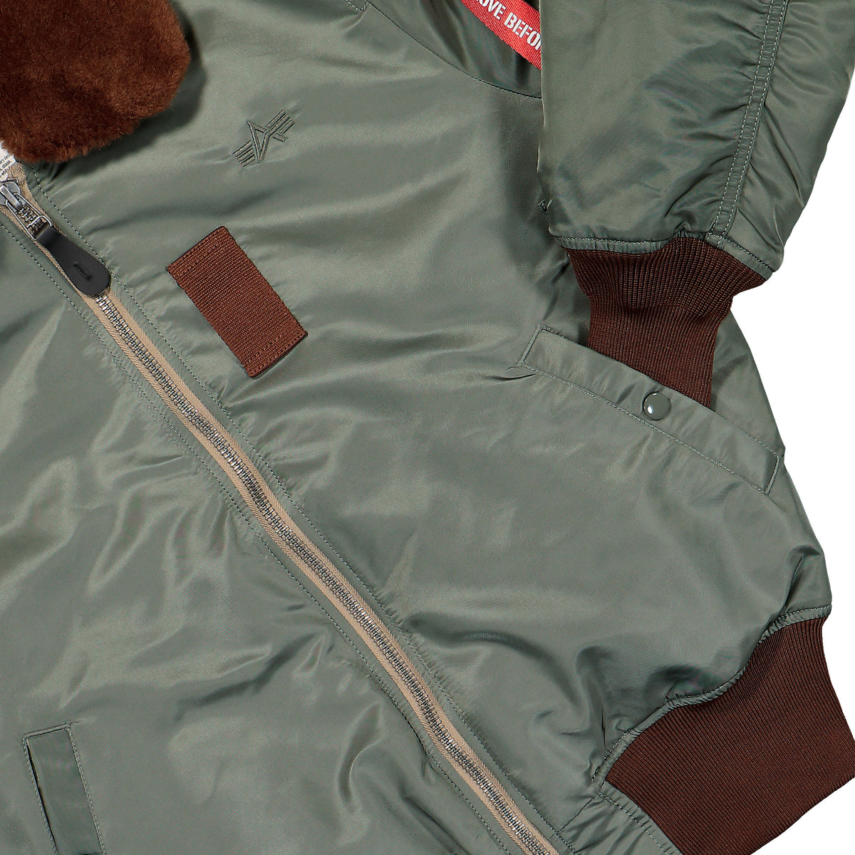 Alpha Industries B-15 Inermediate Flight Bomber Jacket Vintage Green Bomber & Varsity Jackets 268161-432 Detail View 2 | Overkill