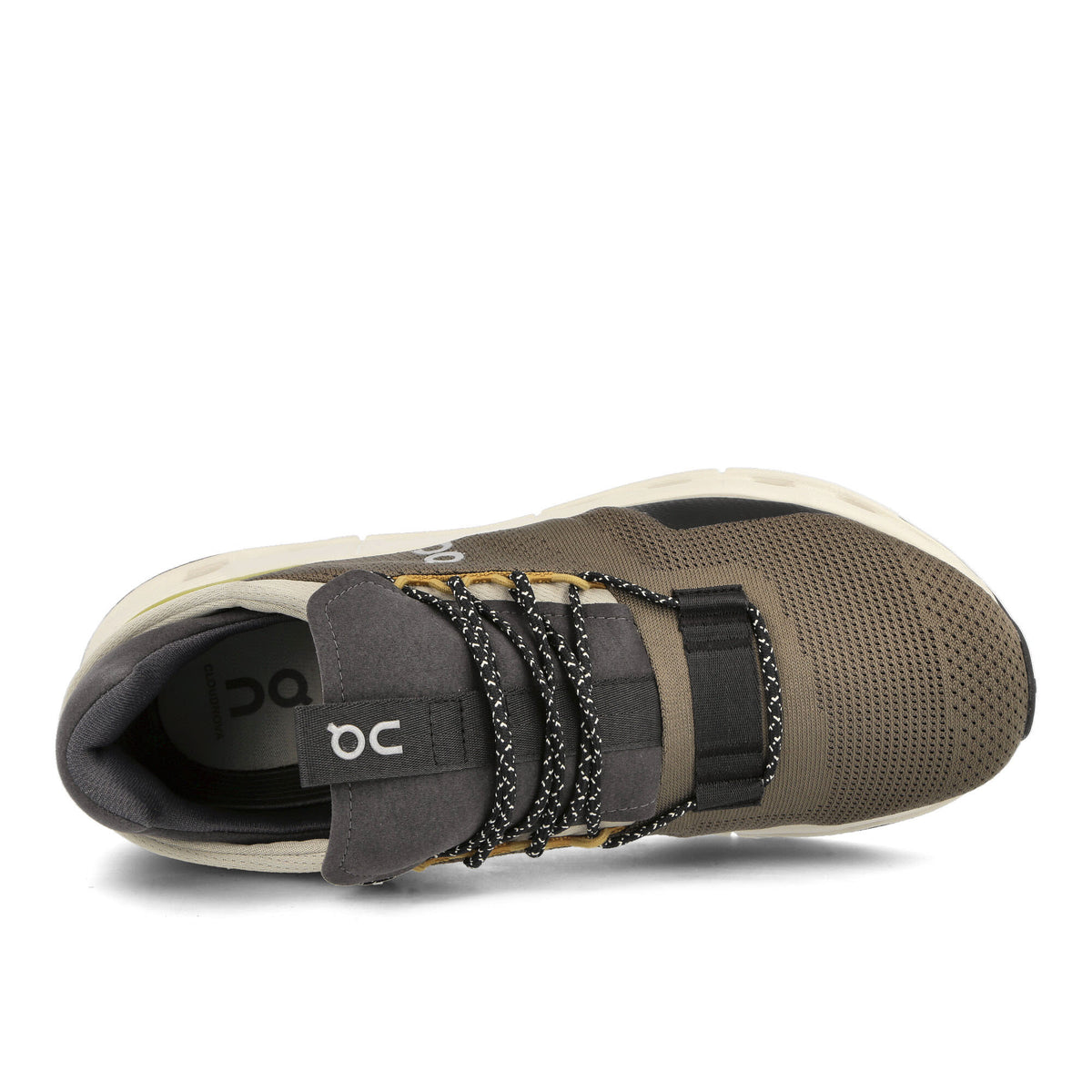On Cloudnova Ivy / Eclipse Low Top Sneakers Detail View 1 | Overkill