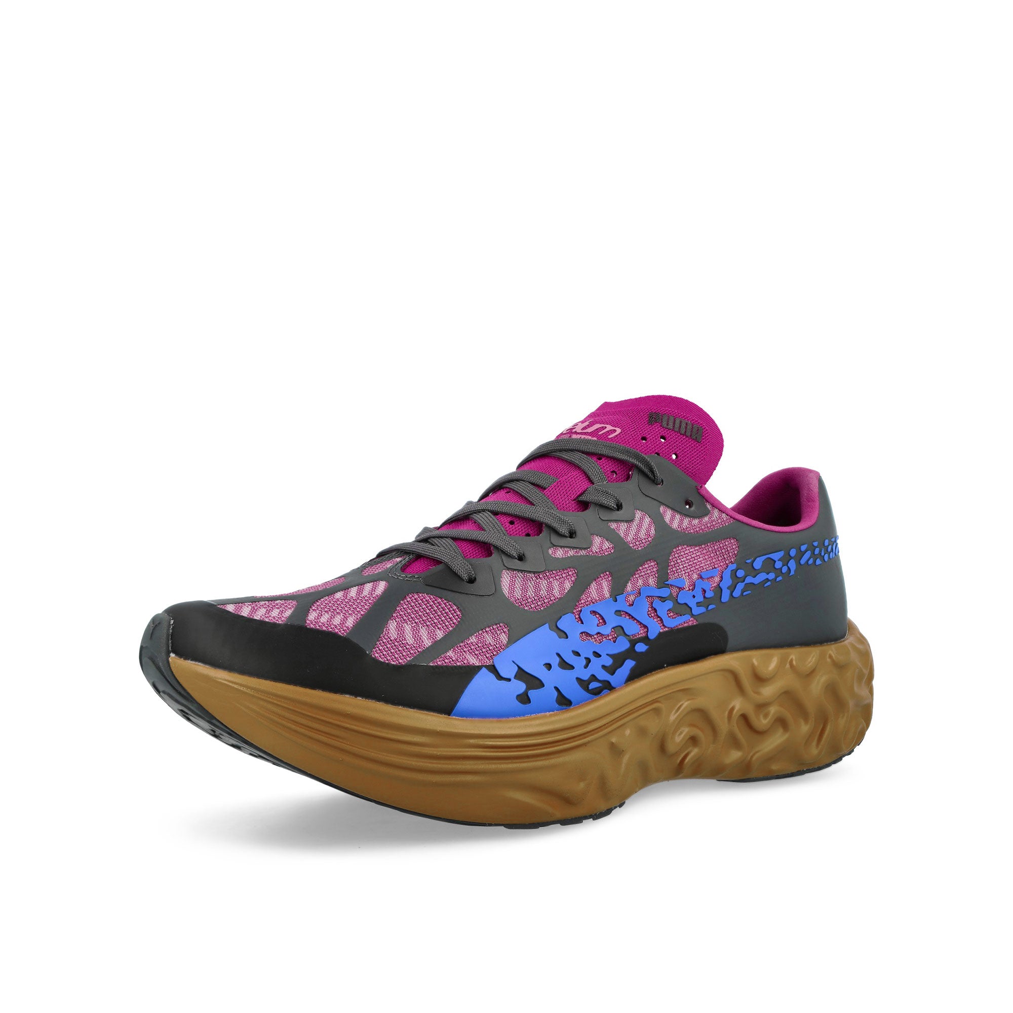 Salehe Bembury x Puma Velum SB Nitro Magenta Gleam - Dusky Gray Sneaker 313604 01 Close-up | Overkill