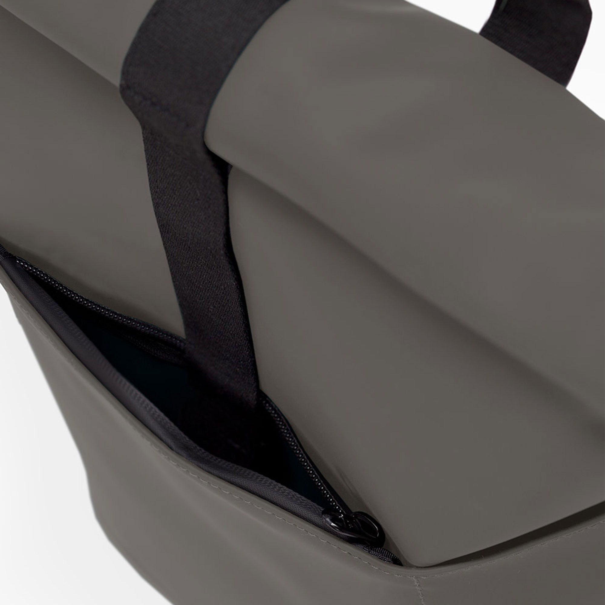 Ucon Acrobatics Hajo Medium Backback Dark Grey Backpacks Detailfoto | Overkill