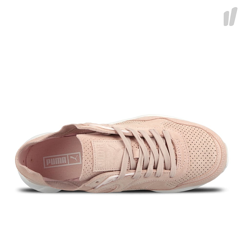 Puma wmns trinomic r698 soft Pink Dogwood - White Sneakers Detailfoto | Overkill